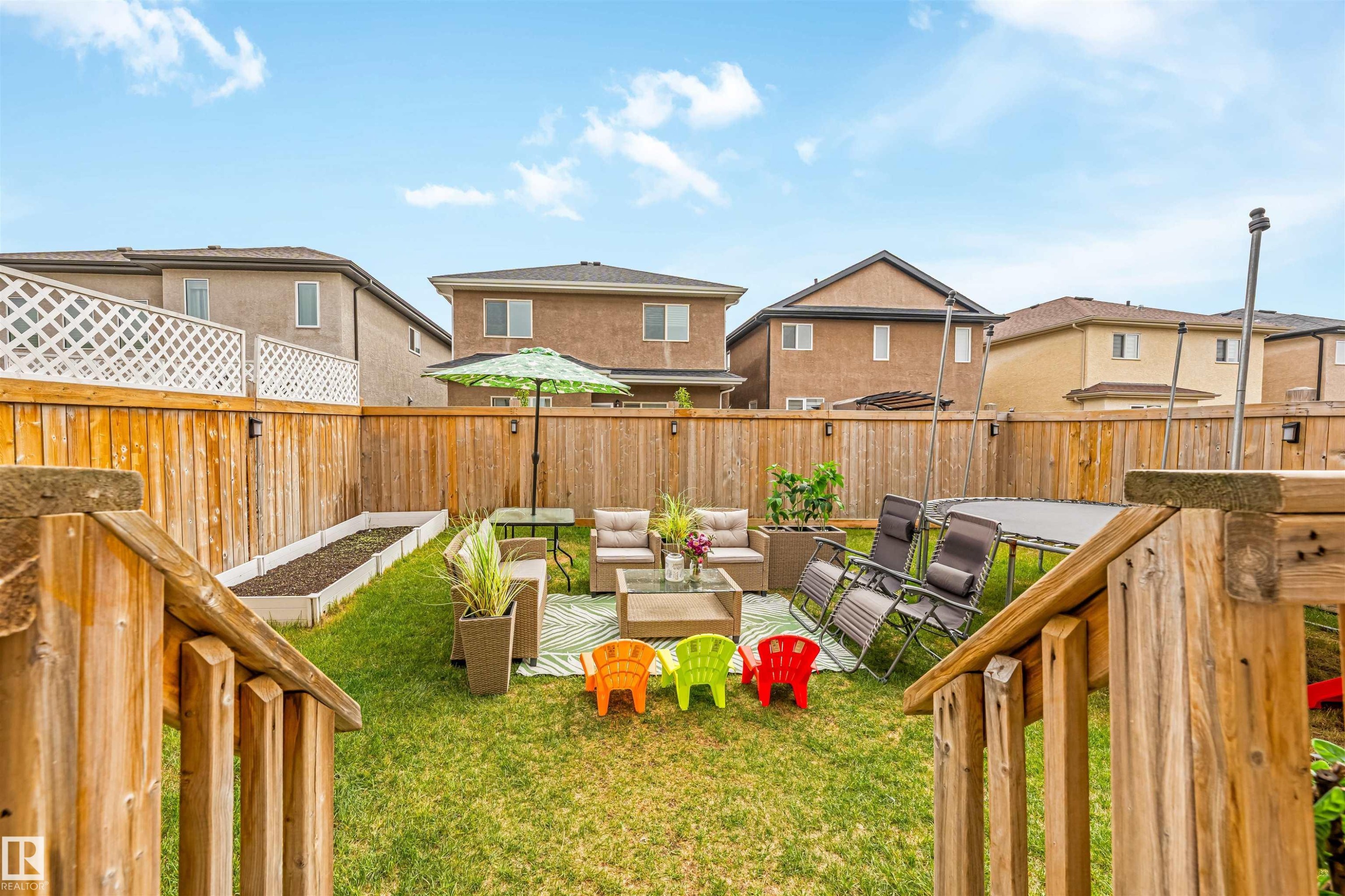 17009 62 St, Edmonton, AB