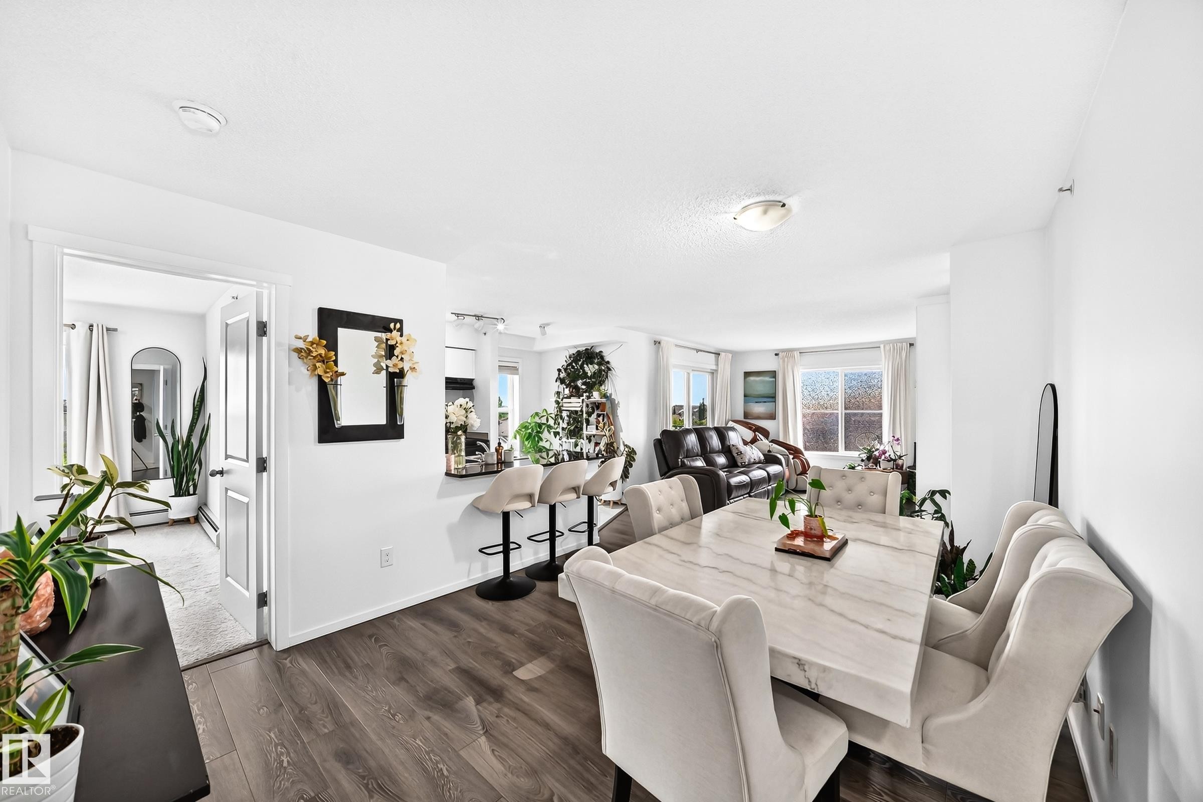 423 18126 77 Street, Edmonton, AB