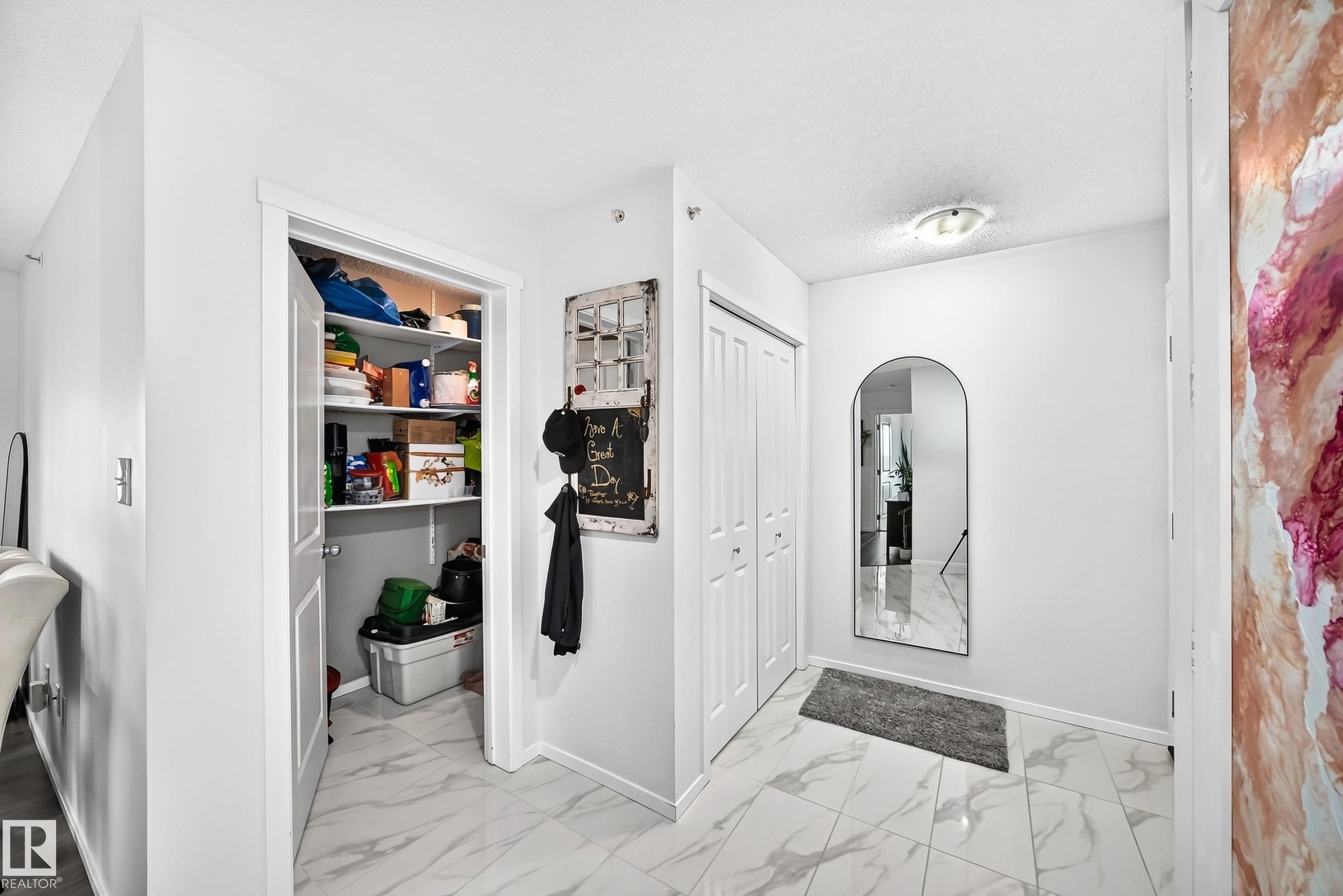 423 18126 77 Street, Edmonton, AB