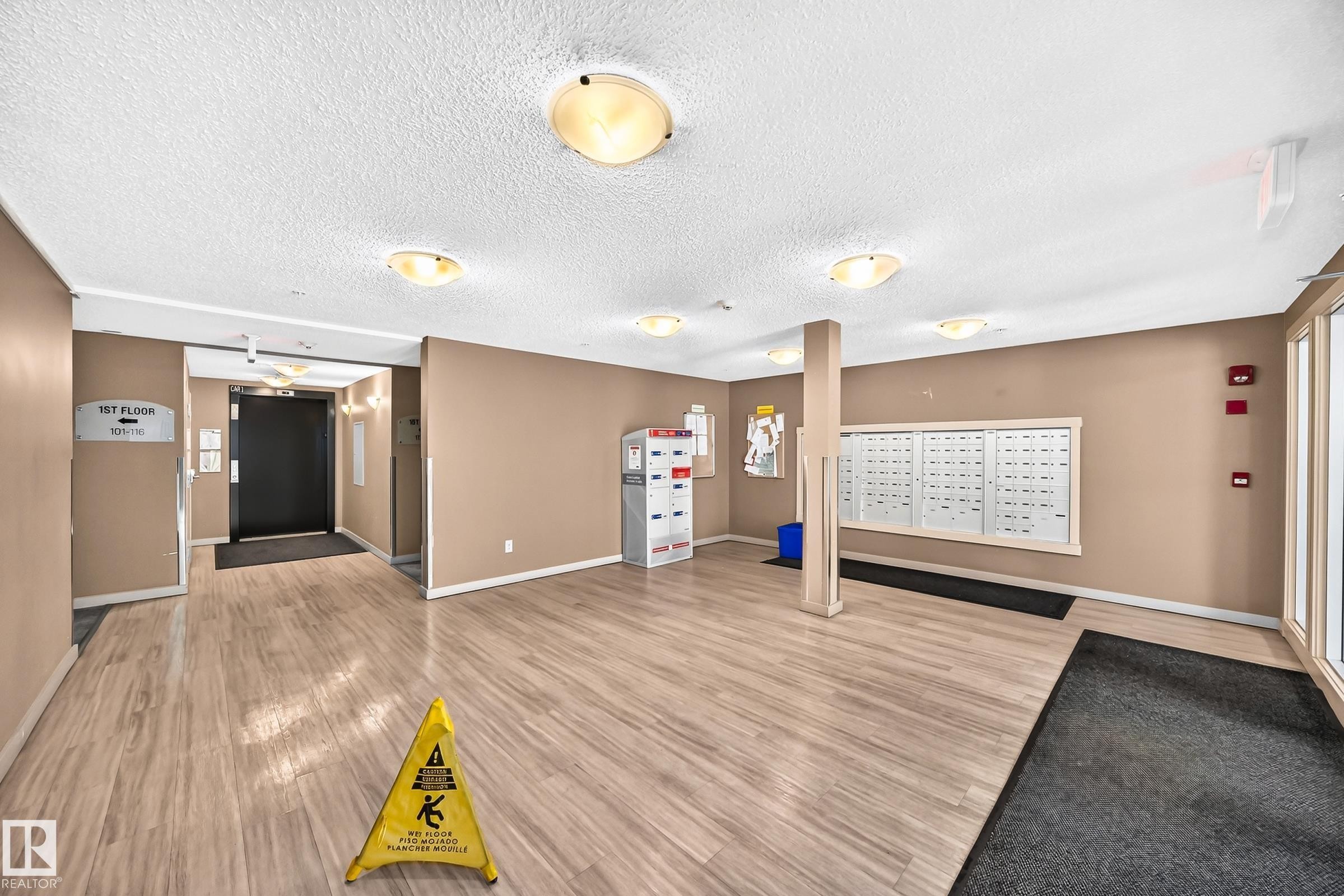 423 18126 77 Street, Edmonton, AB