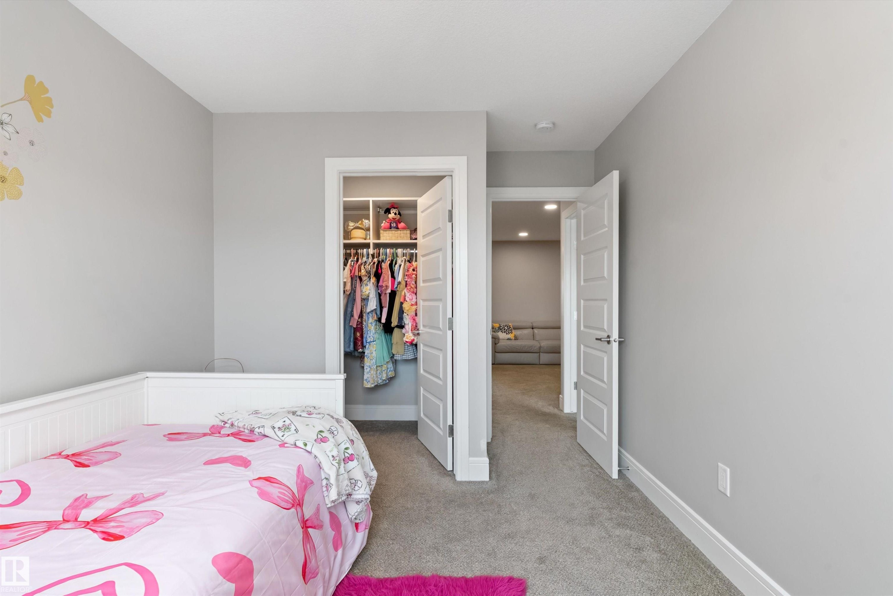 2933 Chokecherry Common, Edmonton, AB