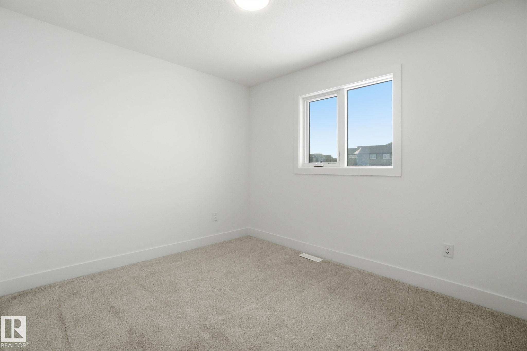 1405 Osprey Crest, Edmonton, AB