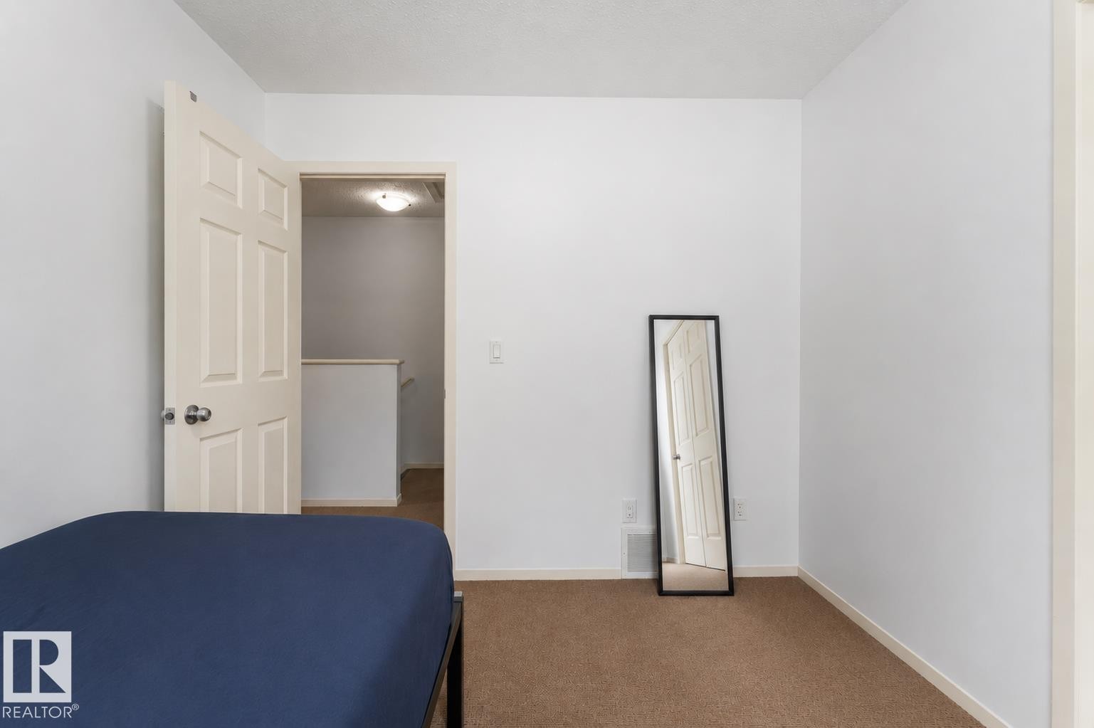 #29 3751 12 St Nw, Edmonton, AB