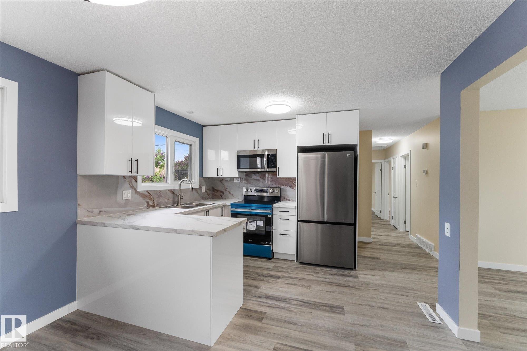 7311 137 Avenue, Edmonton, AB