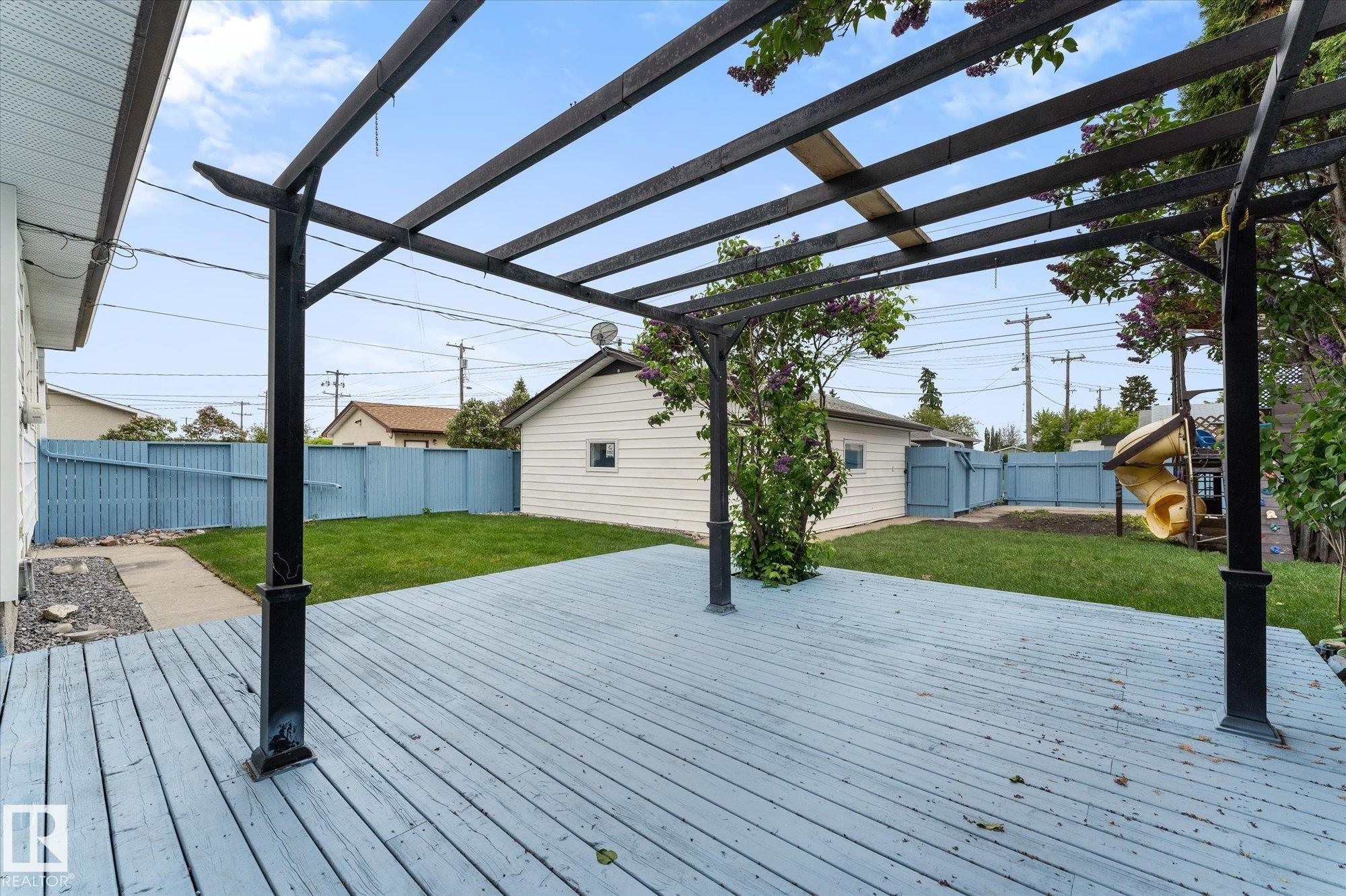 7311 137 Avenue, Edmonton, AB