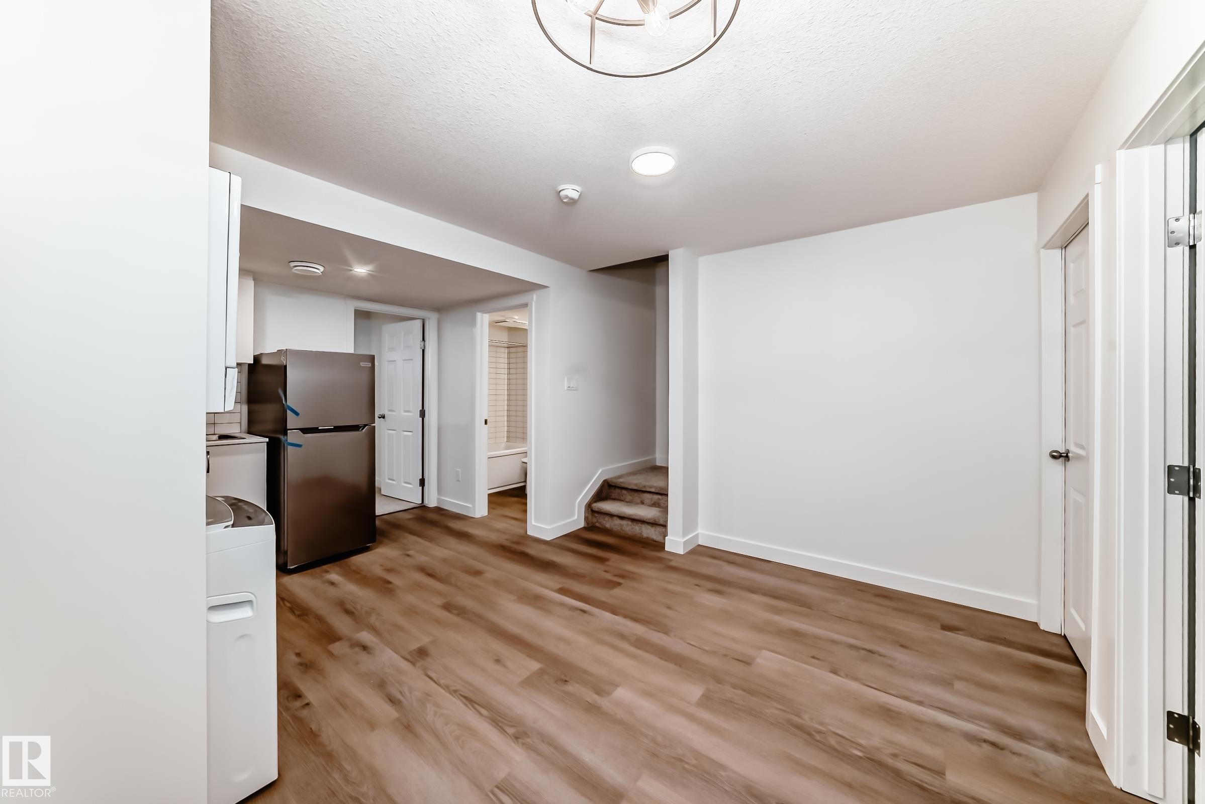 4611 177Ave, Edmonton, AB