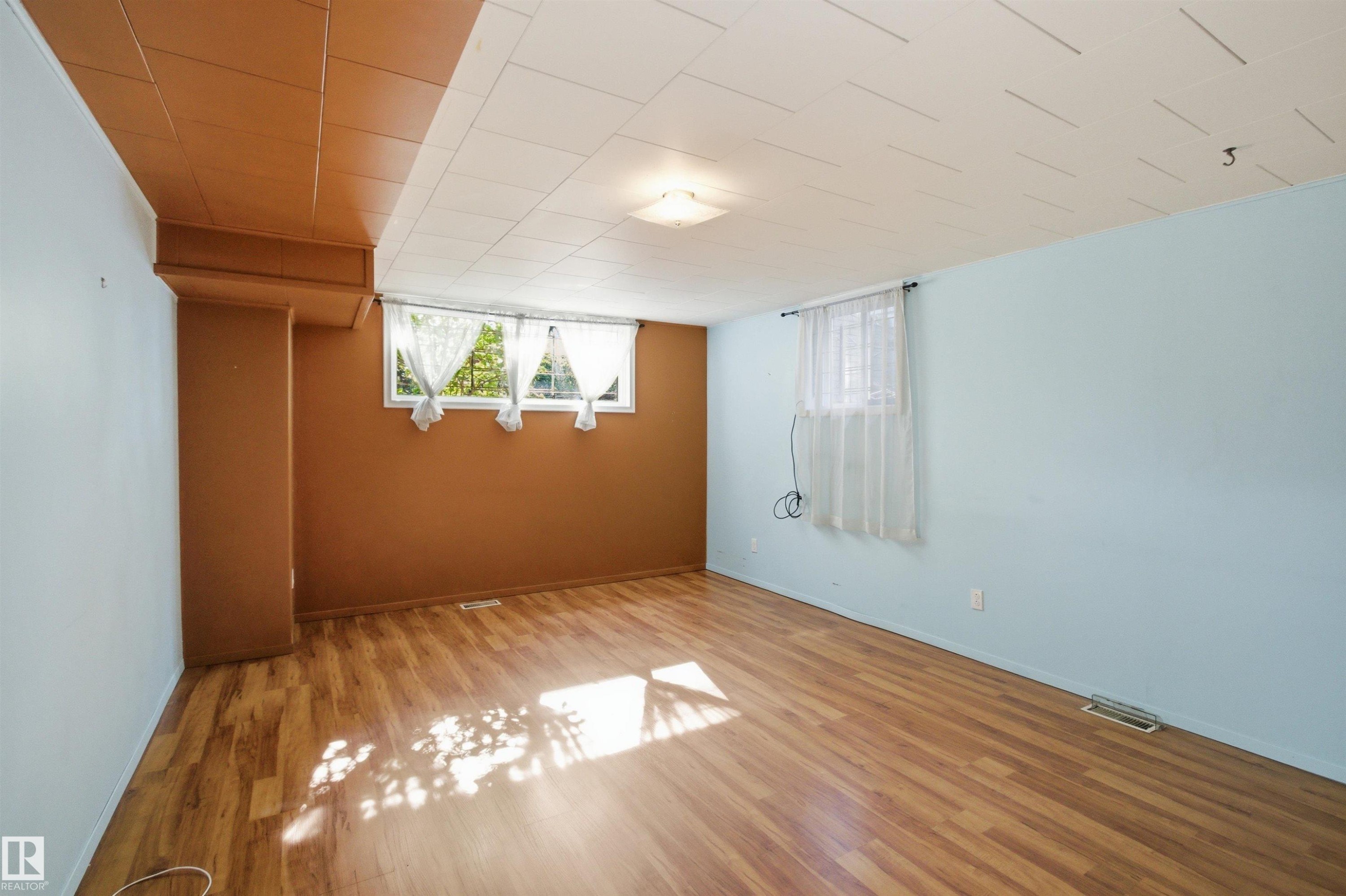 10138 74 Street, Edmonton, AB