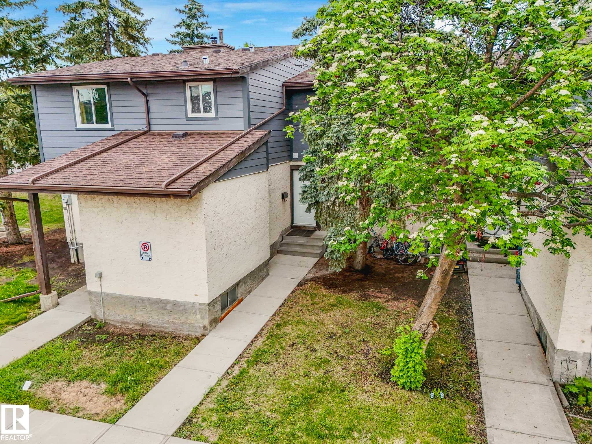 17108 100 Street, Edmonton, AB