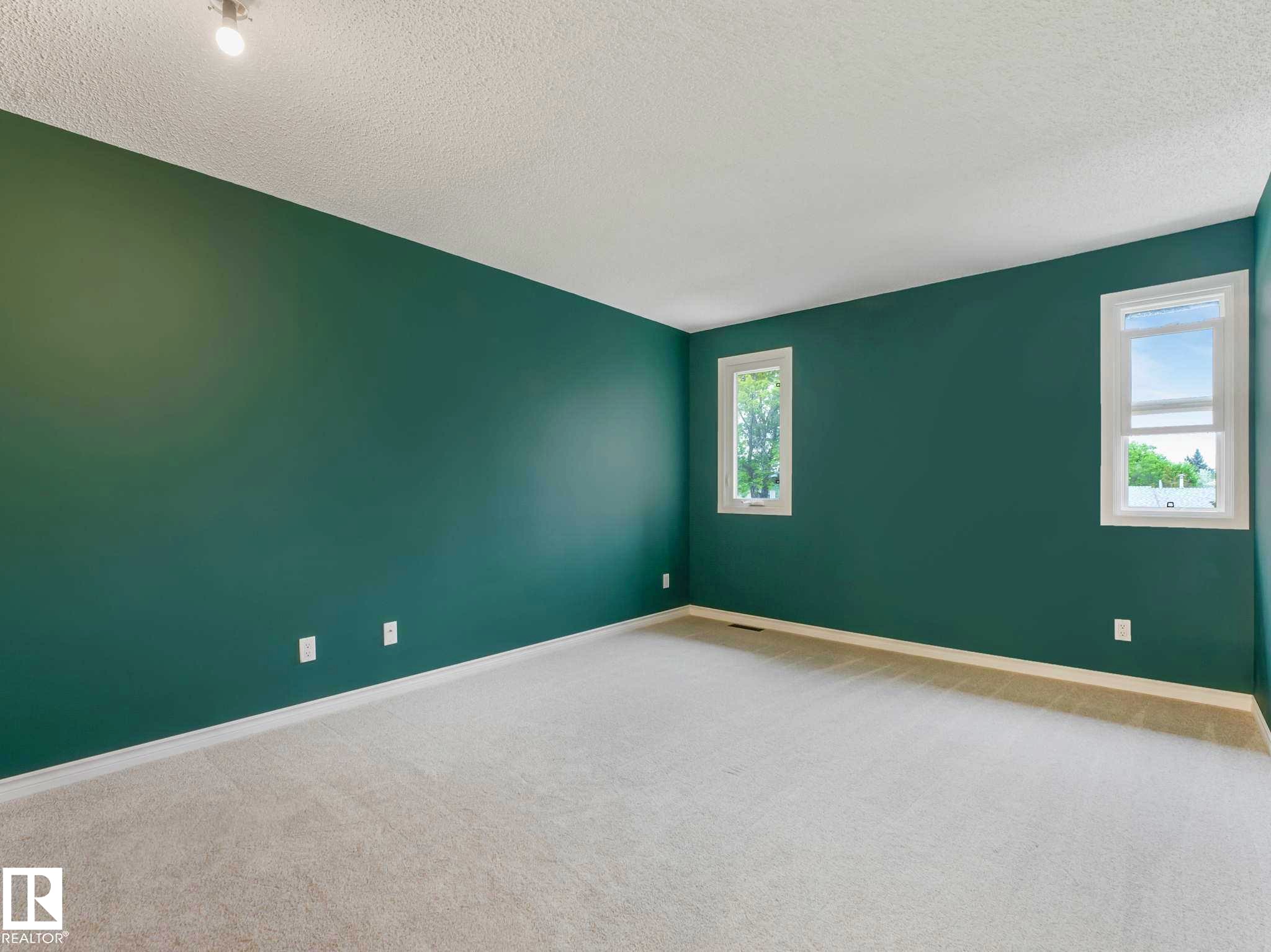 17108 100 Street, Edmonton, AB