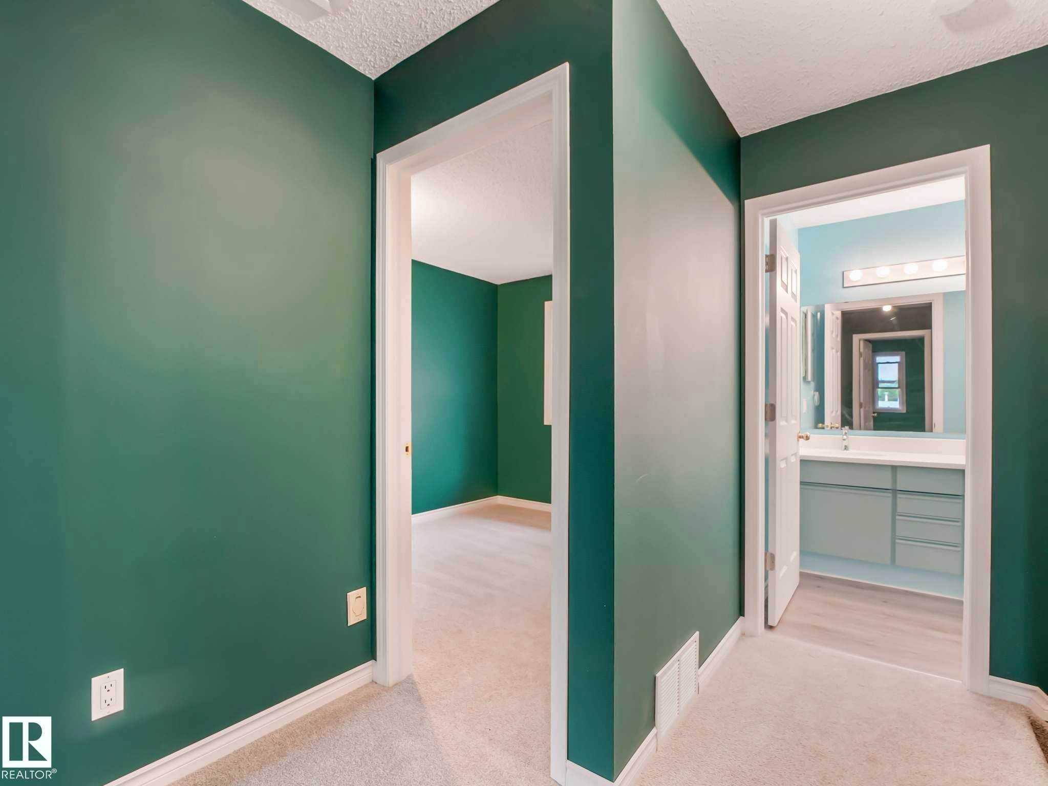 To third bedroon - 17108 100 Street, Edmonton, AB