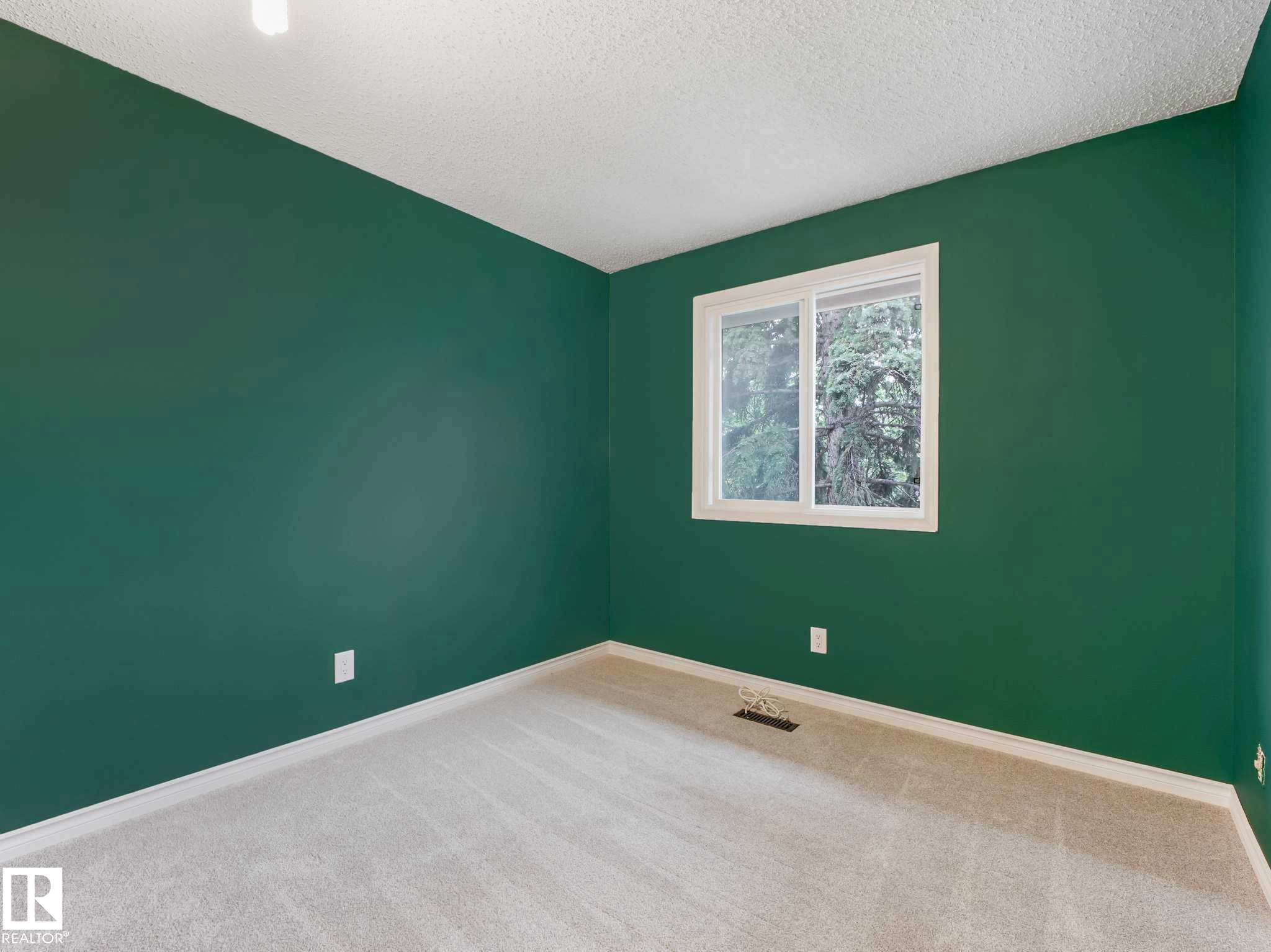 17108 100 Street, Edmonton, AB