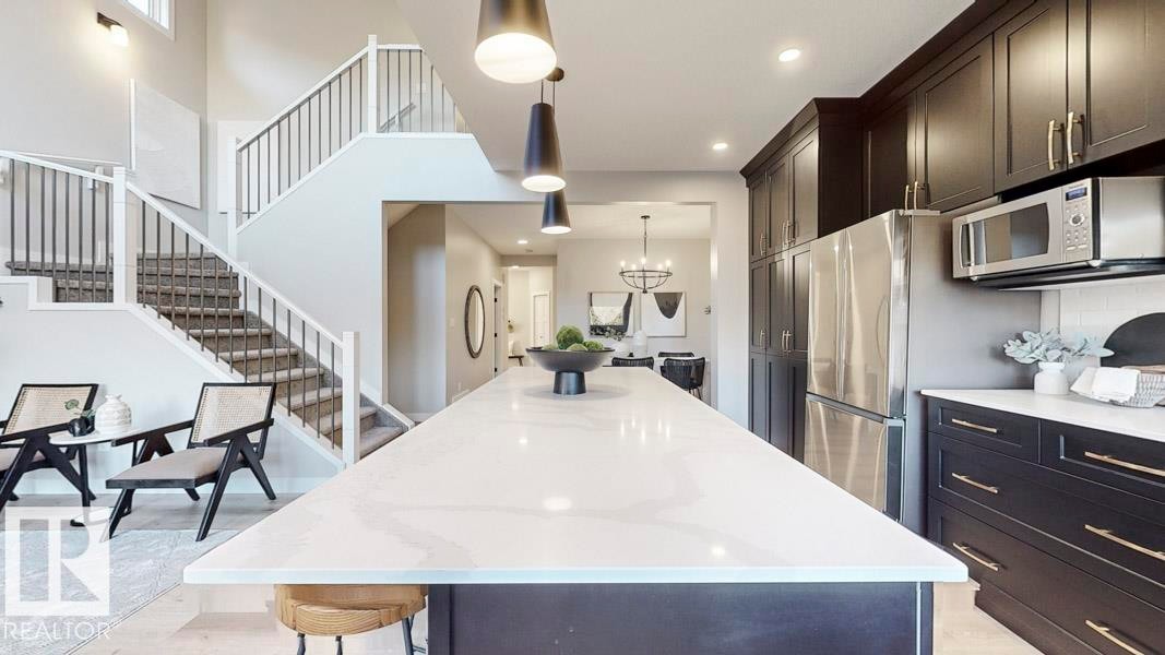 5868 Raven Crescent, Edmonton, AB