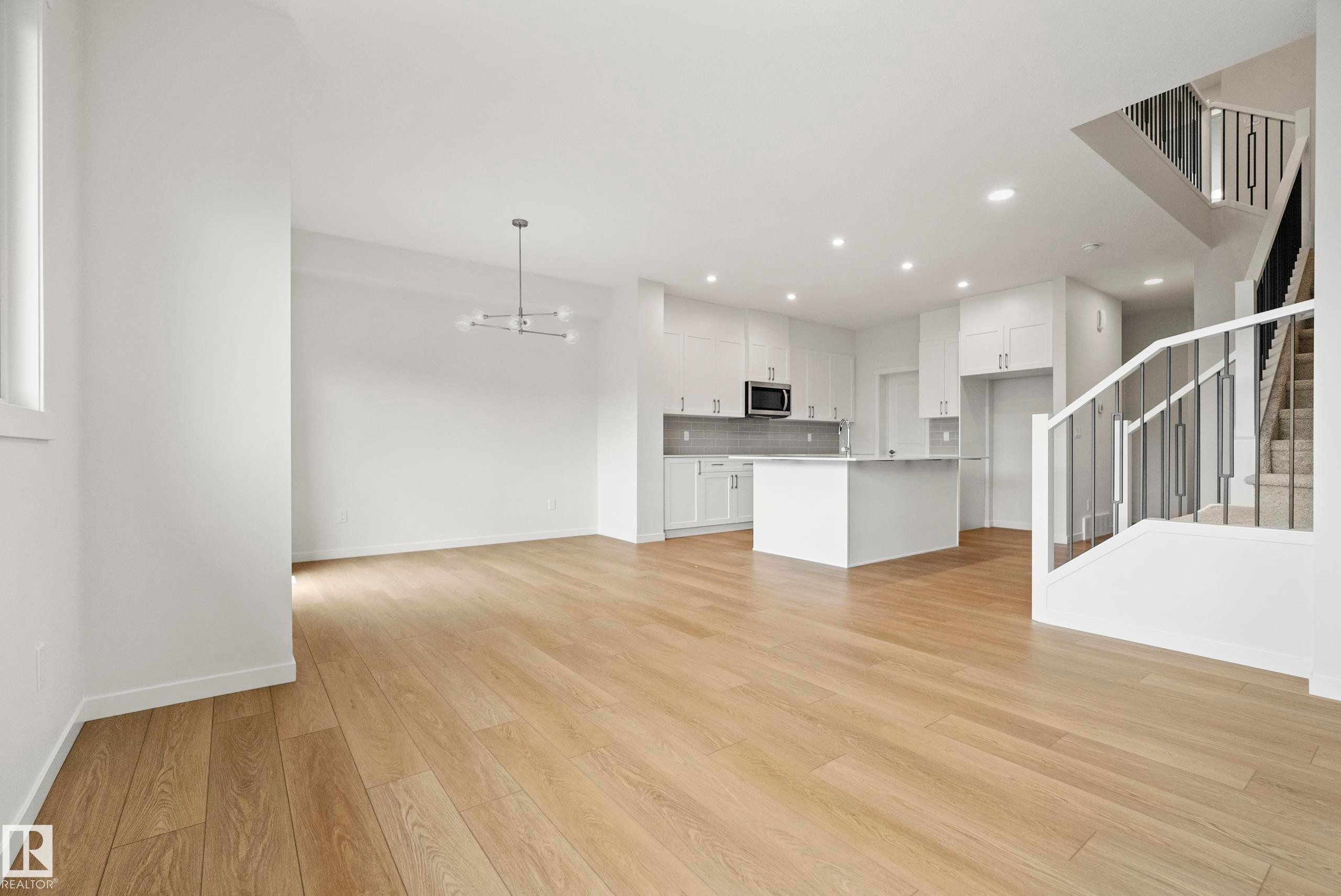 20731 24 Avenue, Edmonton, AB