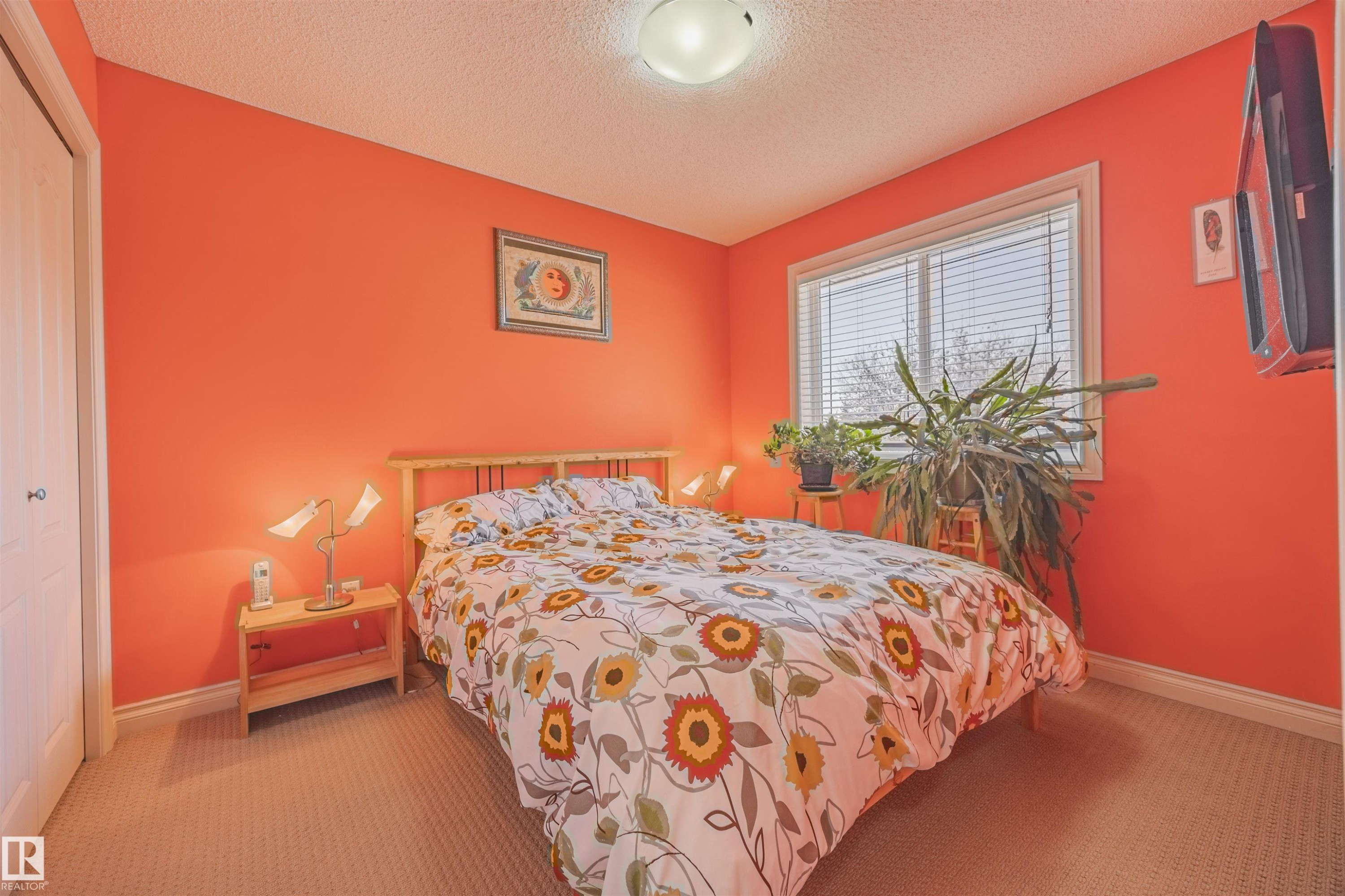 Upstairs bedroom #2. - 57 Homestead Crescent Nw, Edmonton, AB - Indoor Photo Showing Bedroom