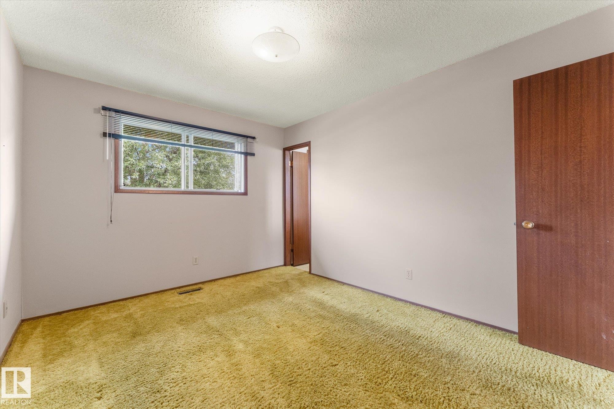11008 162A Avenue, Edmonton, AB