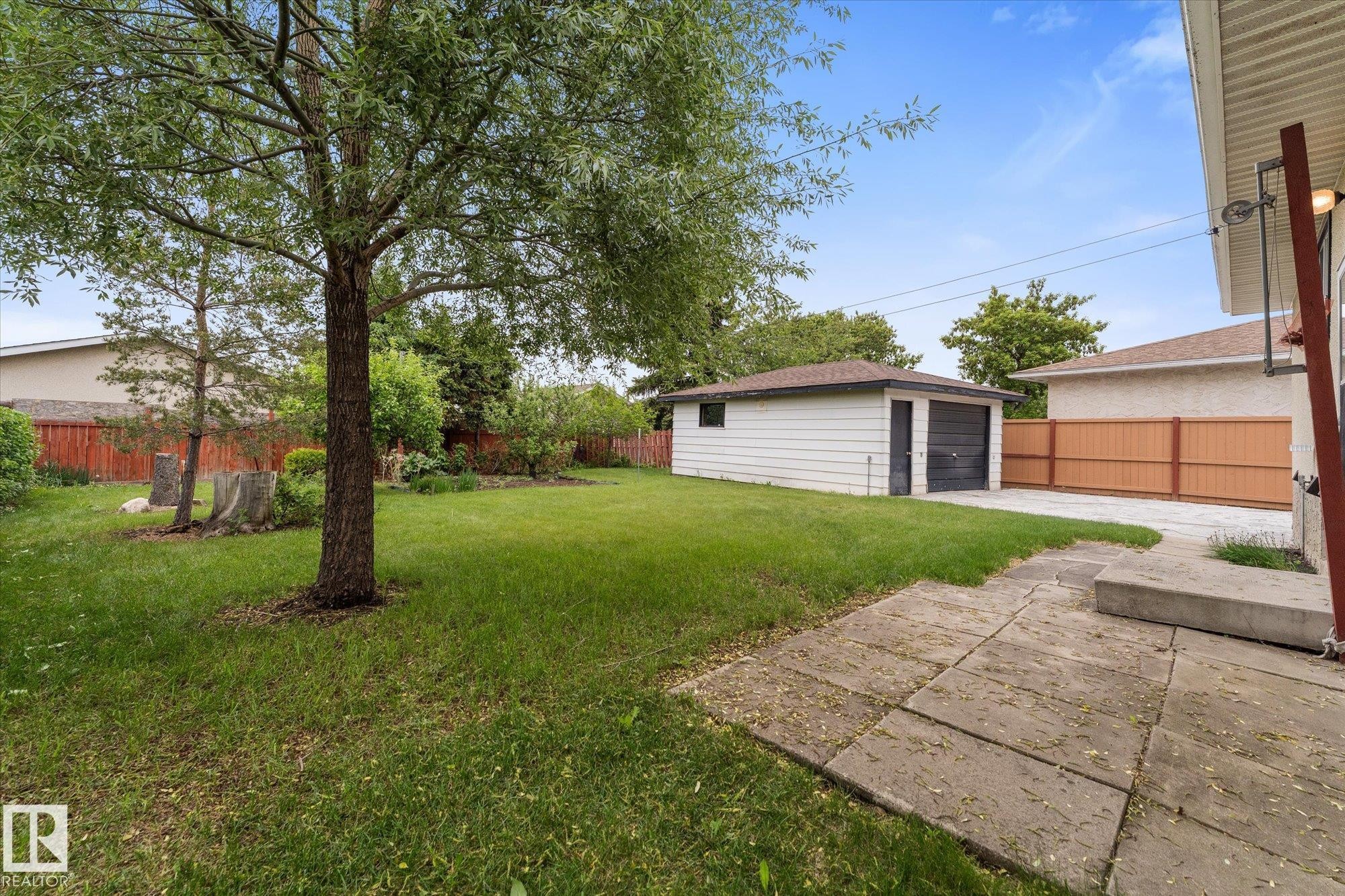 11008 162A Avenue, Edmonton, AB