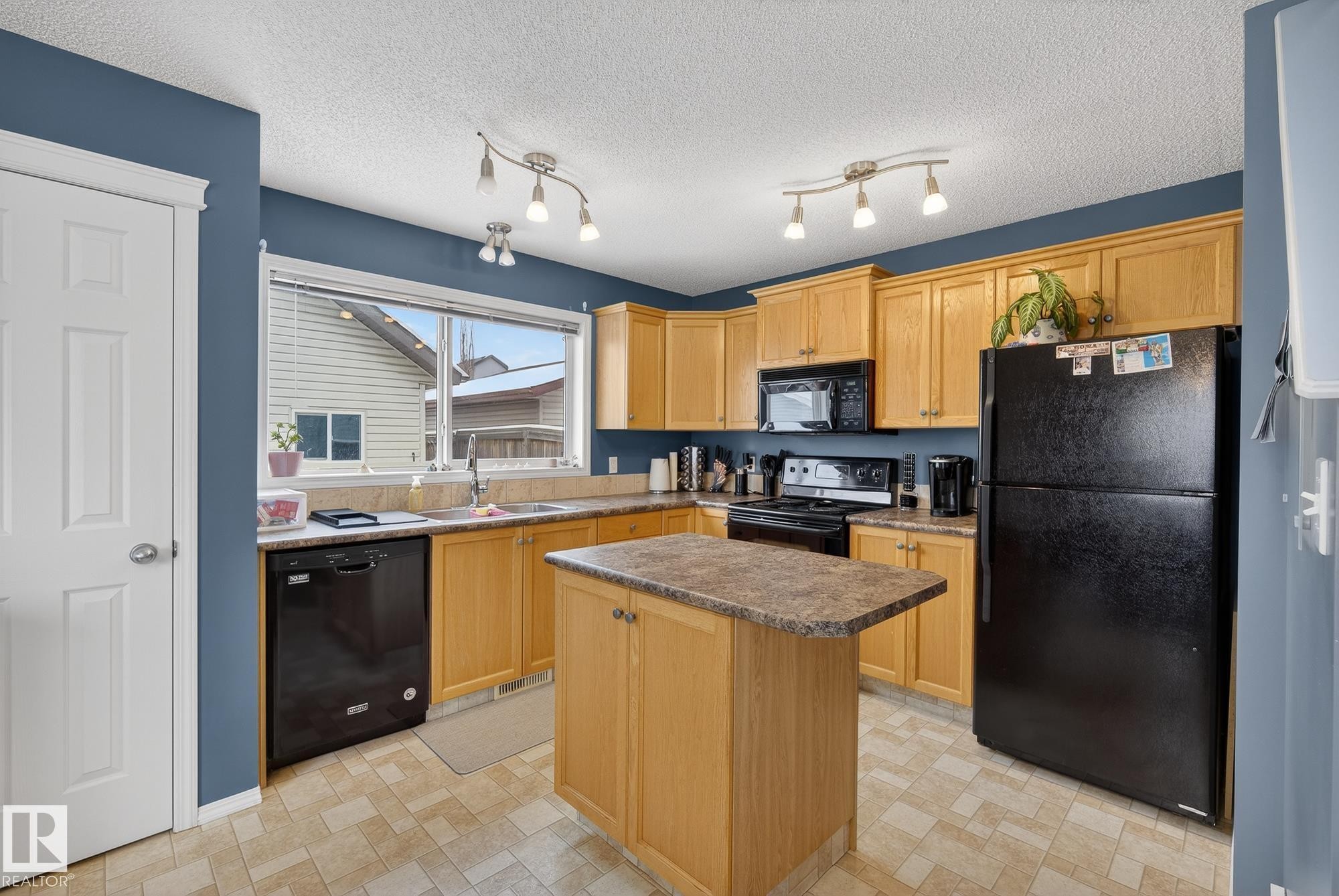 67 Summerfield Point(E), Sherwood Park, AB