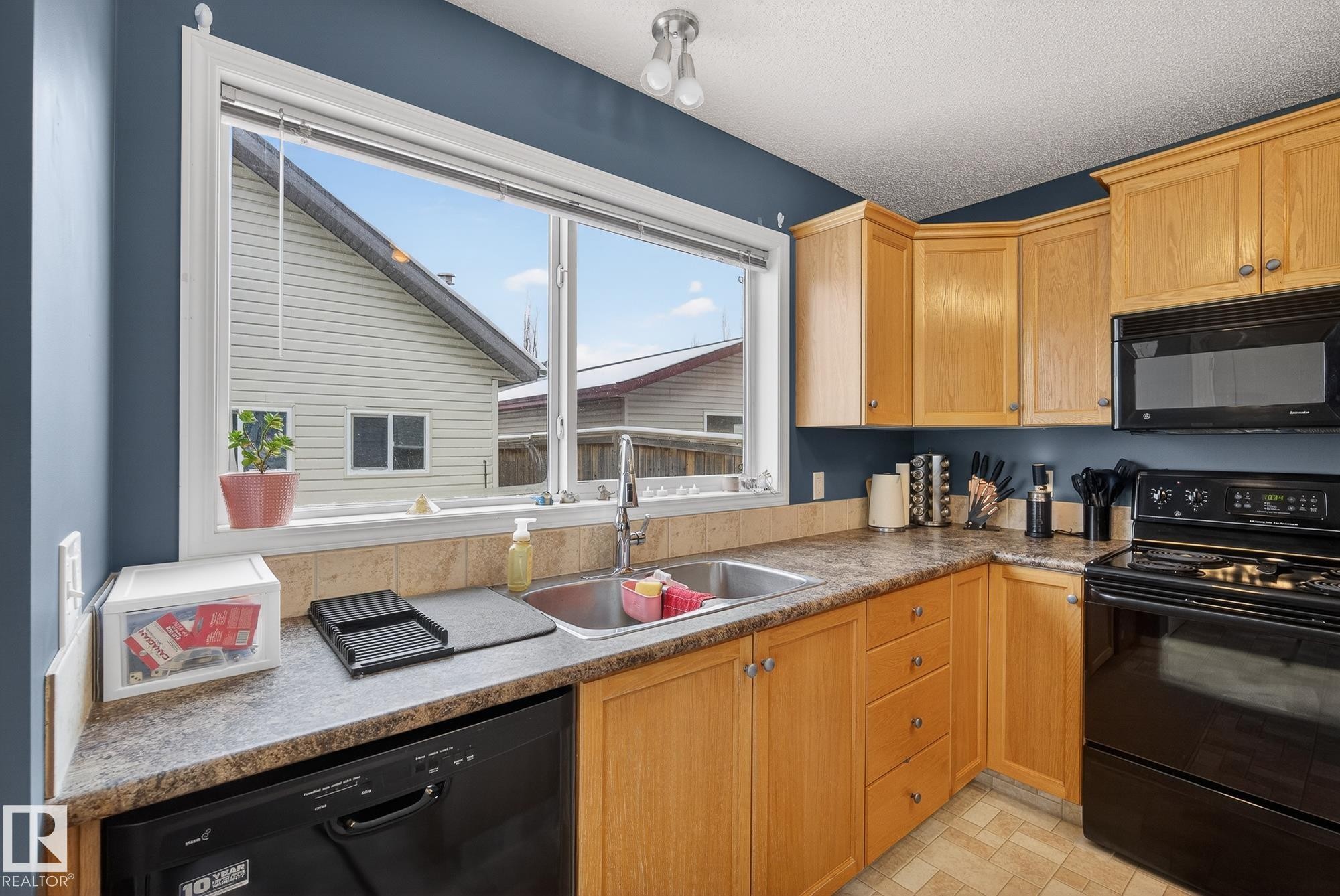 67 Summerfield Point(E), Sherwood Park, AB