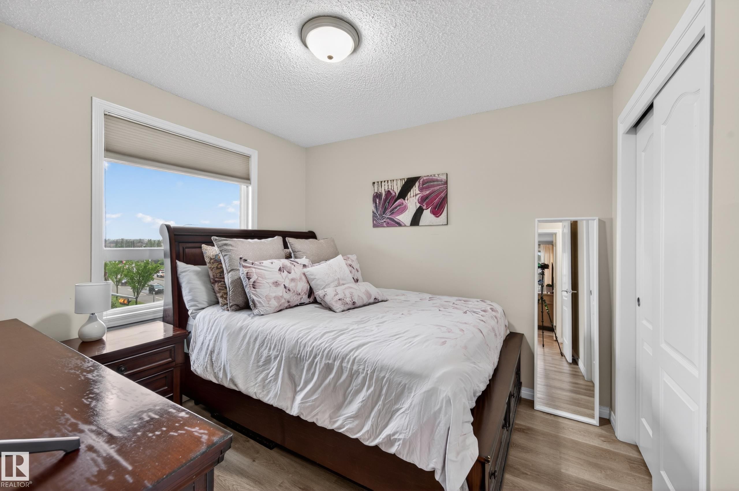 2402 7343 South Terwillegar Drive, Edmonton, AB