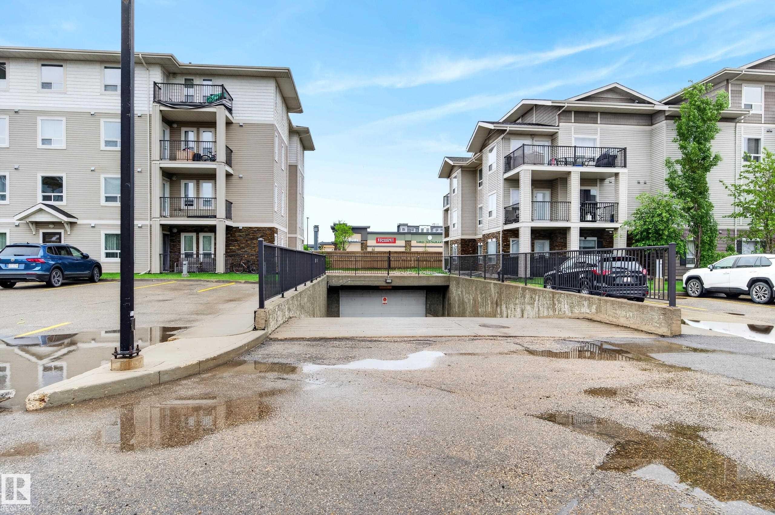 2402 7343 South Terwillegar Drive, Edmonton, AB