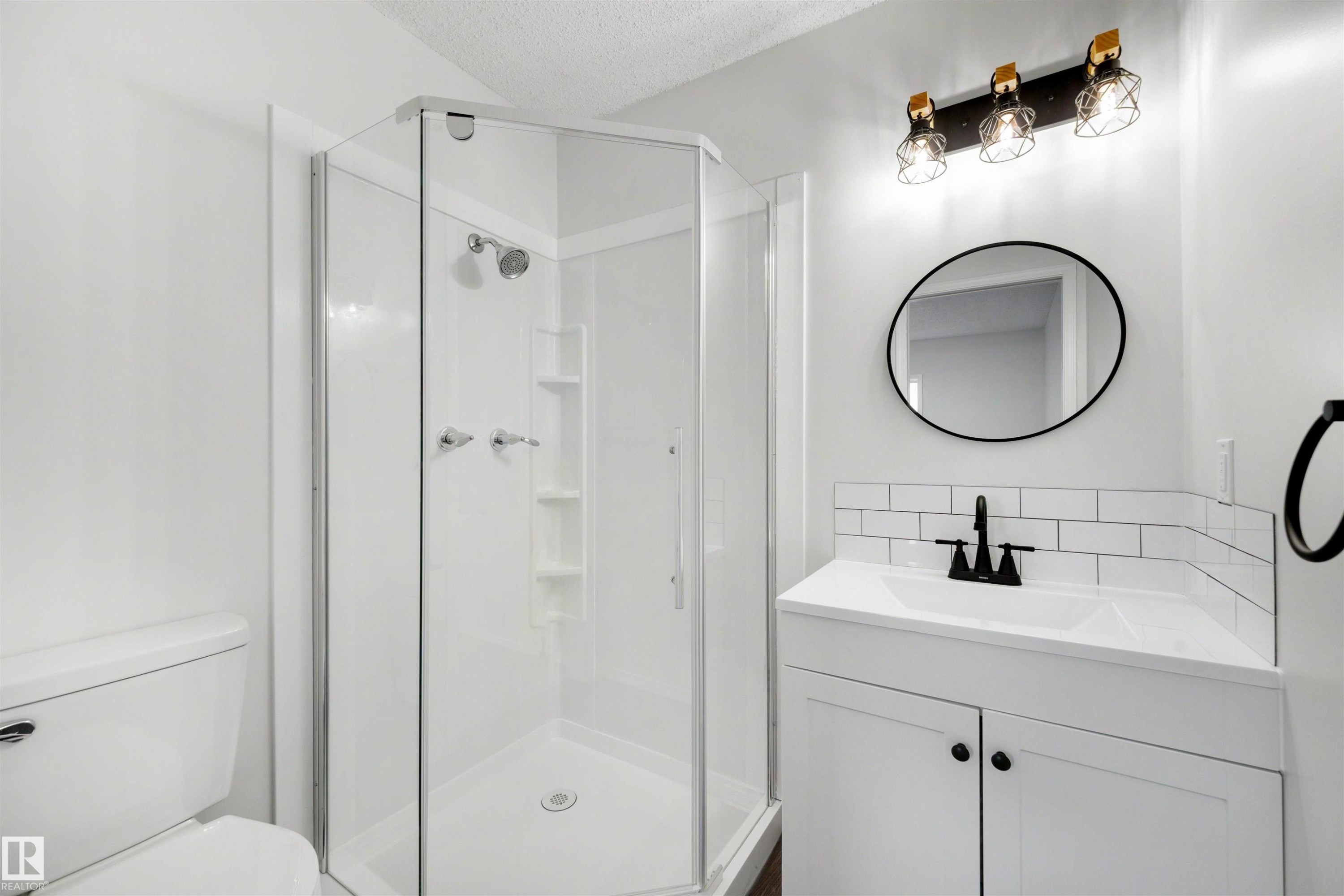 11815 8 Avenue, Edmonton, AB