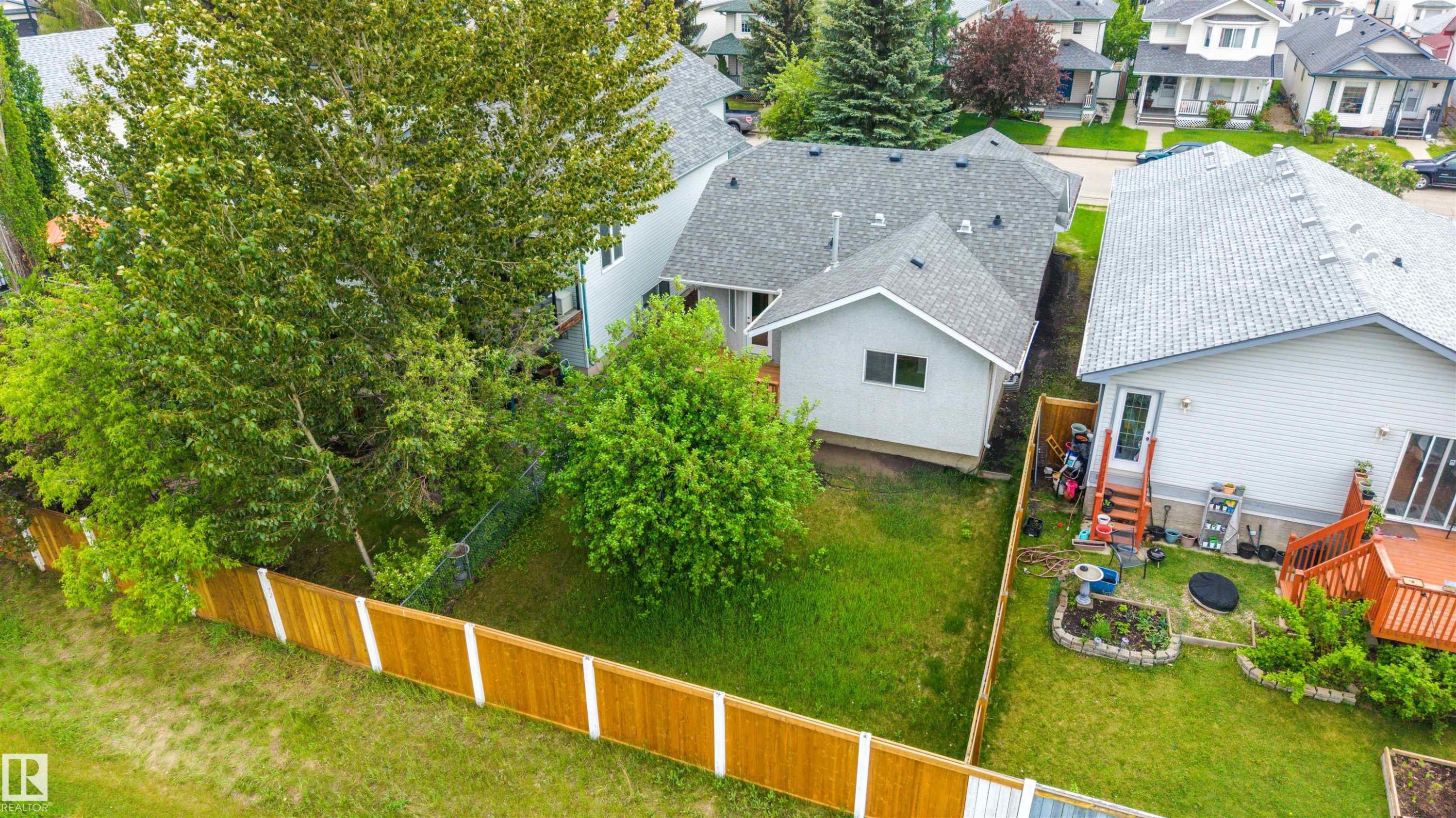 11815 8 Avenue, Edmonton, AB
