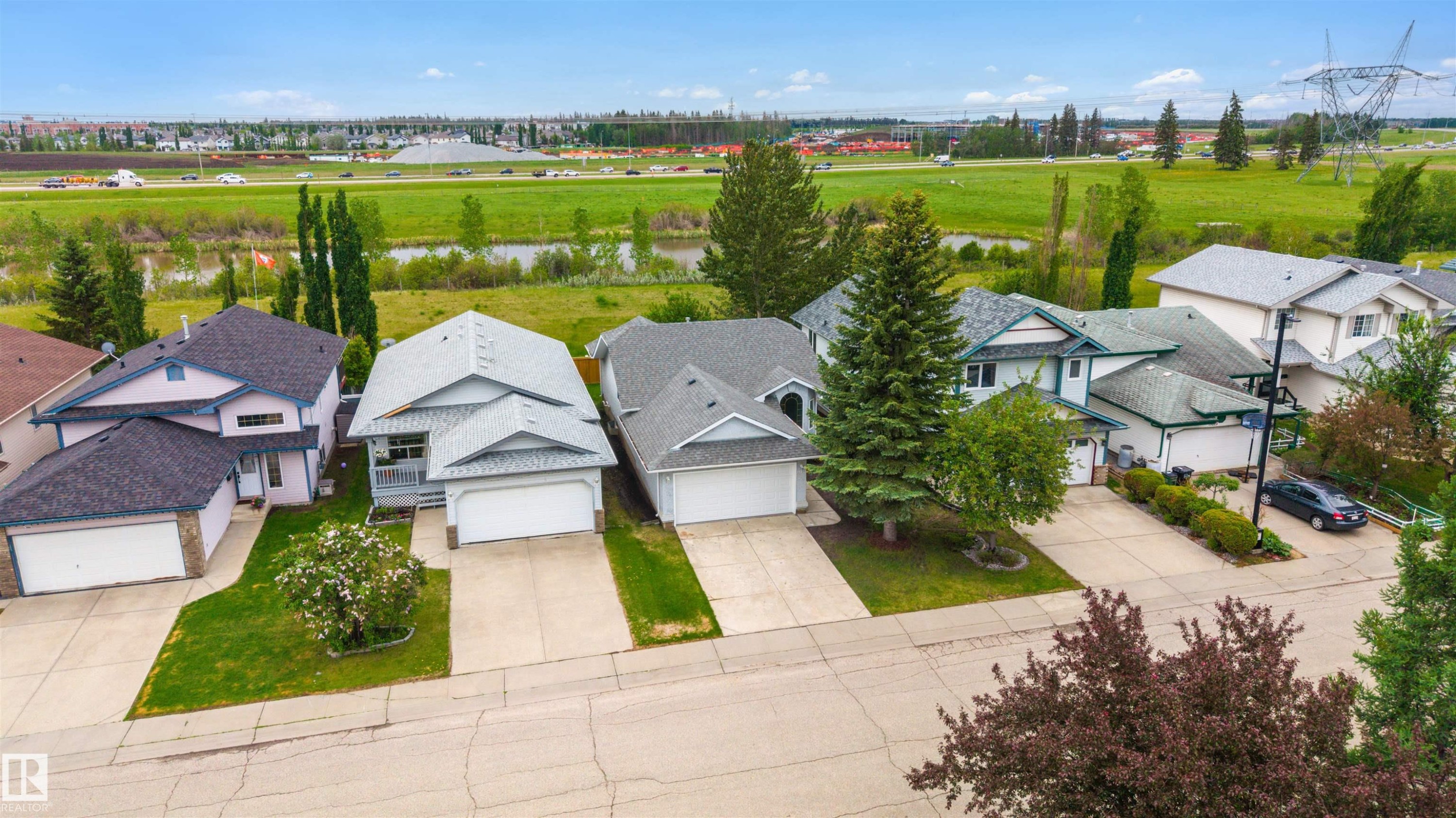 11815 8 Avenue, Edmonton, AB