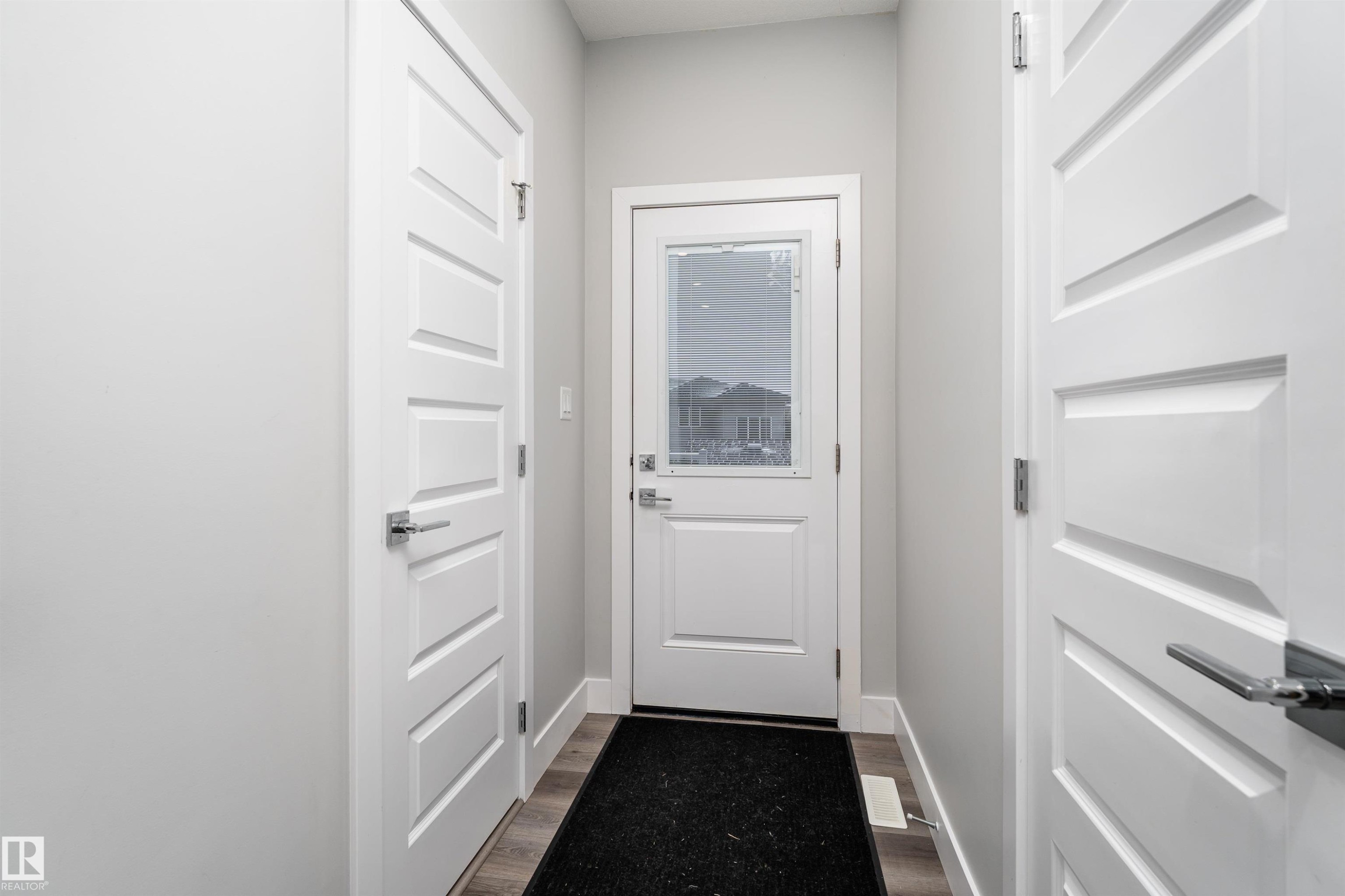 9338 Pear Link, Edmonton, AB