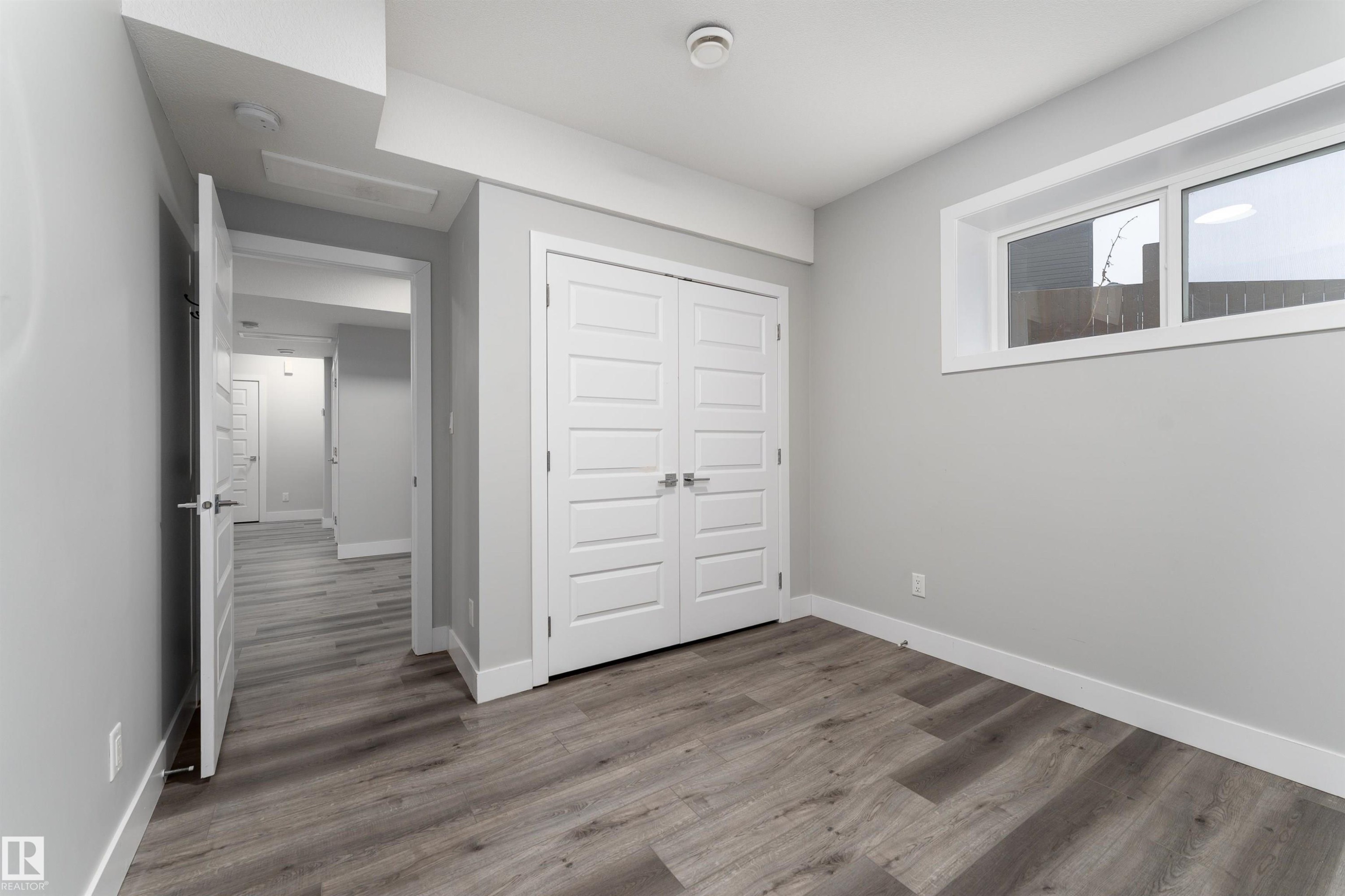9338 Pear Link, Edmonton, AB