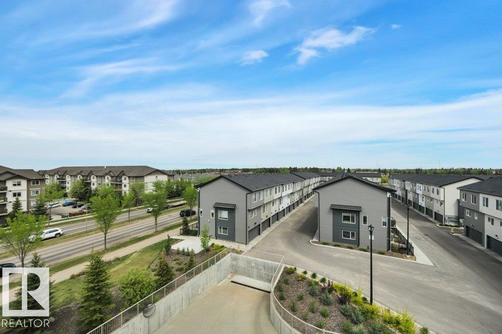 402 812 Welsh Drive Sw, Edmonton, AB - Outdoor