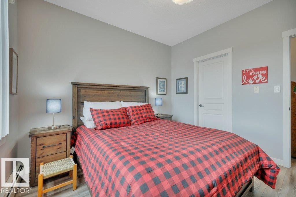 402 812 Welsh Drive Sw, Edmonton, AB - Indoor Photo Showing Bedroom