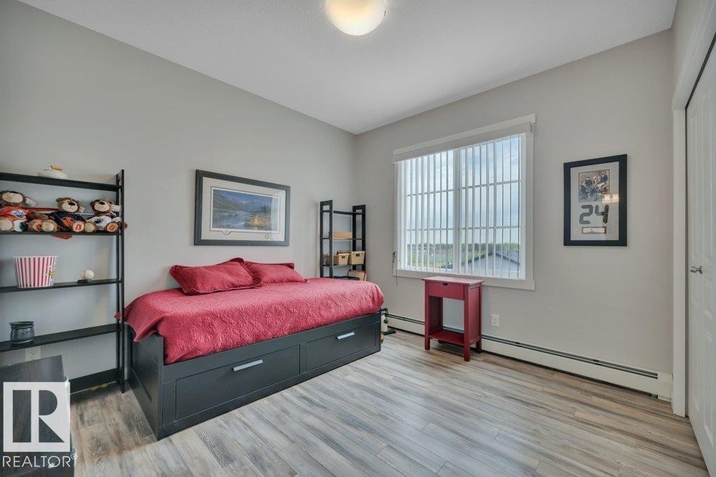 402 812 Welsh Drive Sw, Edmonton, AB - Indoor Photo Showing Bedroom