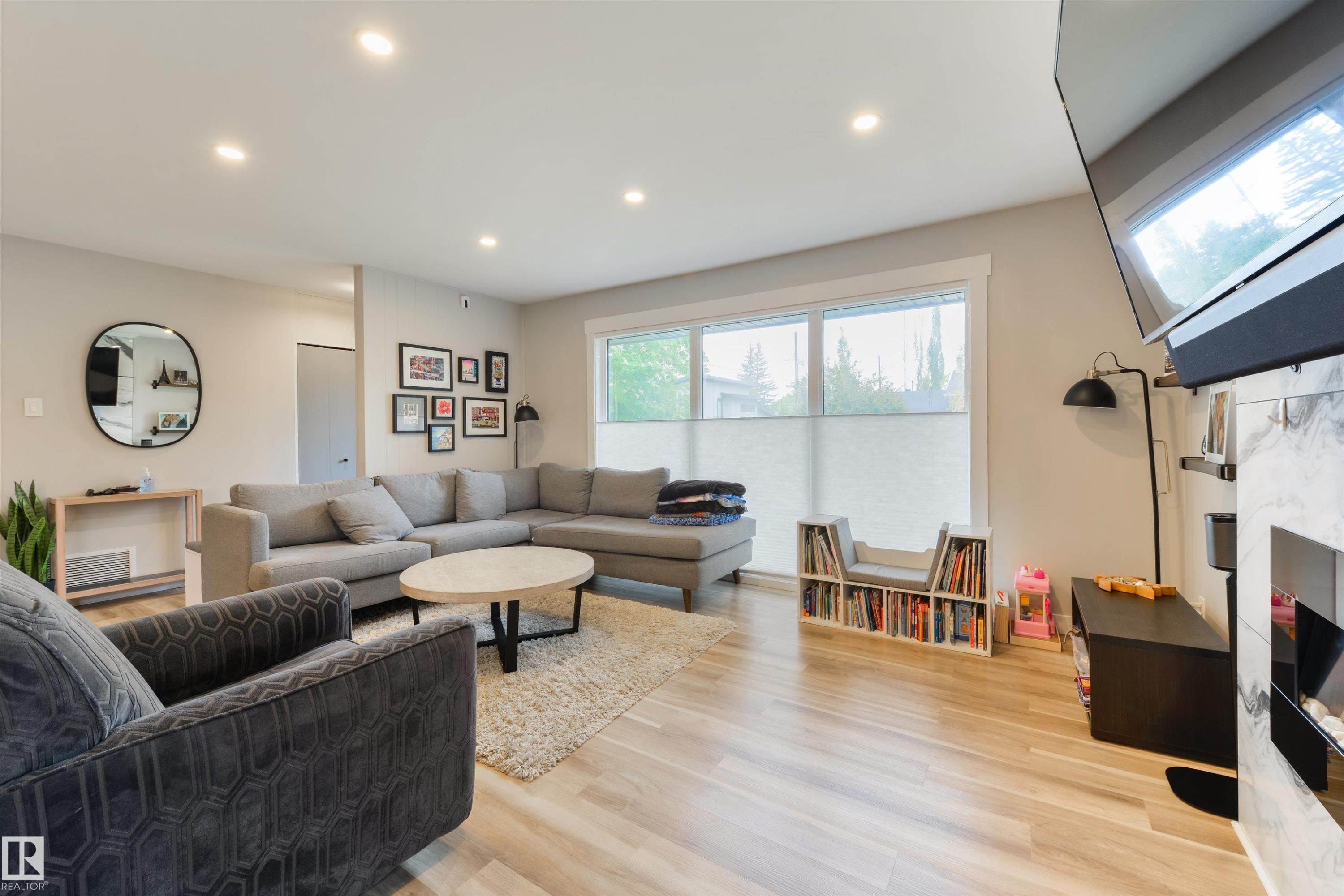 14307 86 Avenue, Edmonton, AB
