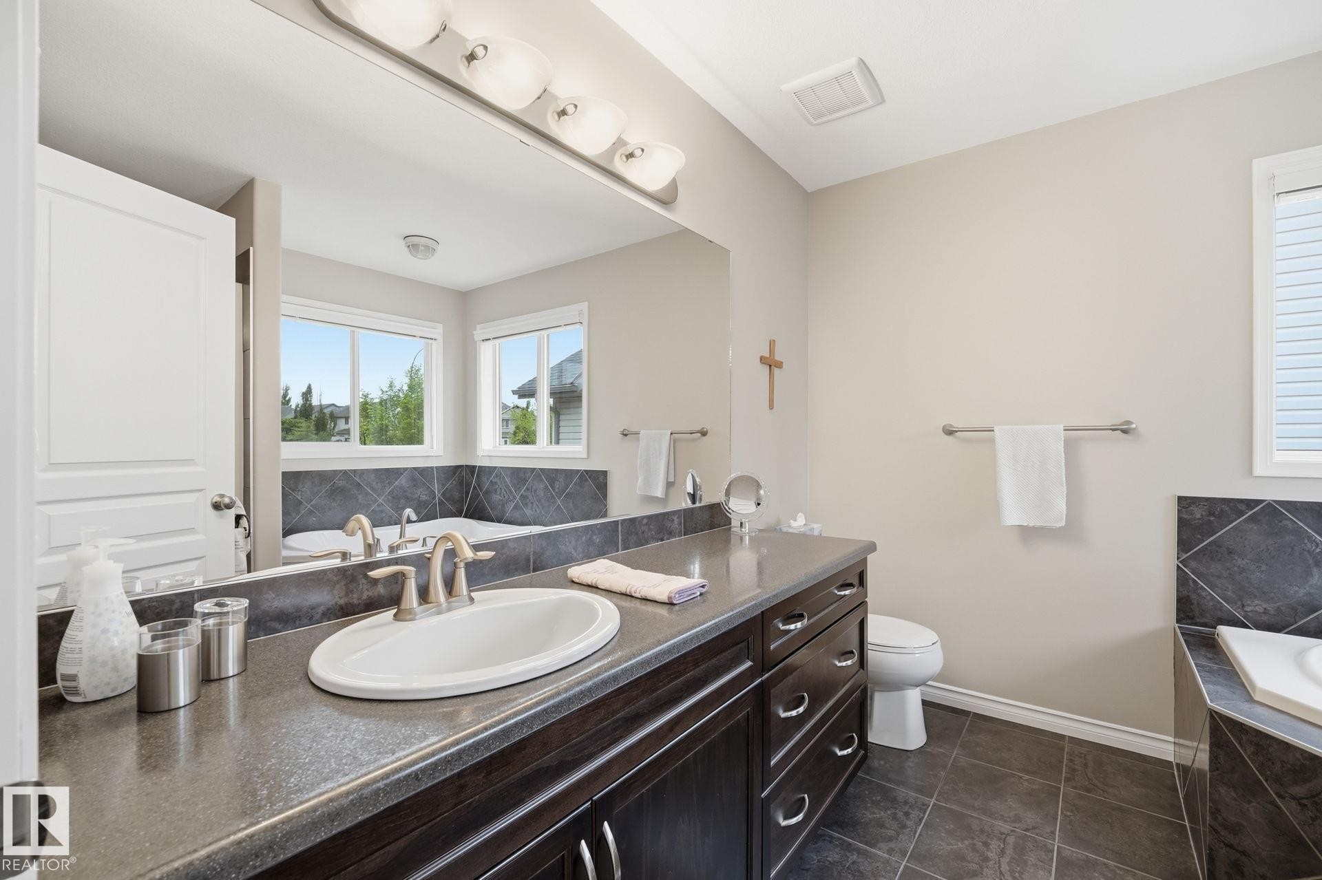 1823 67 Street, Edmonton, AB