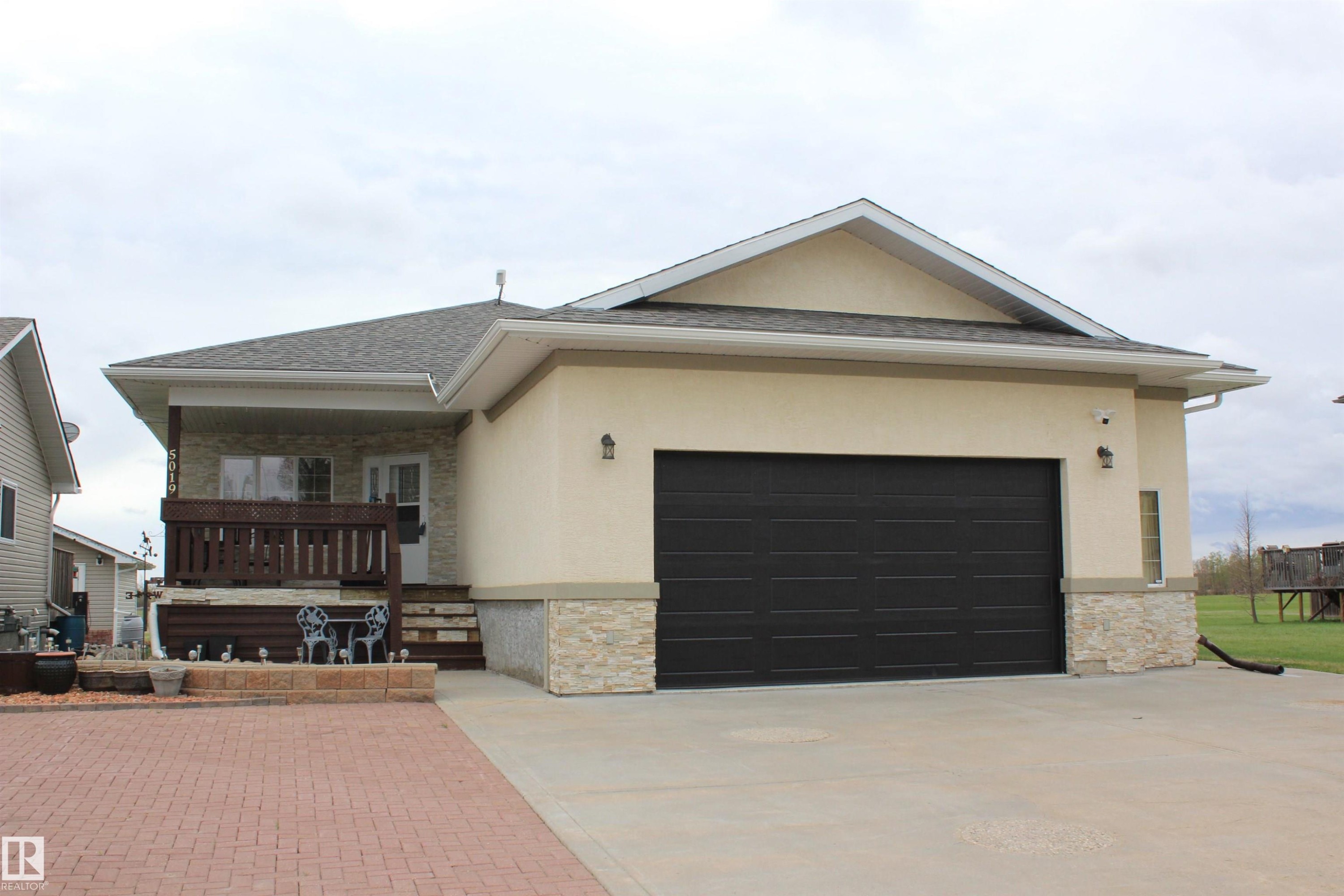 5019 48 Avenue, Chipman, AB - Outdoor