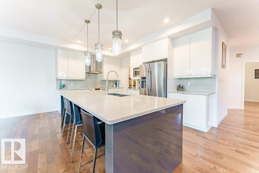 17347 11 Avenue Sw, Edmonton, AB