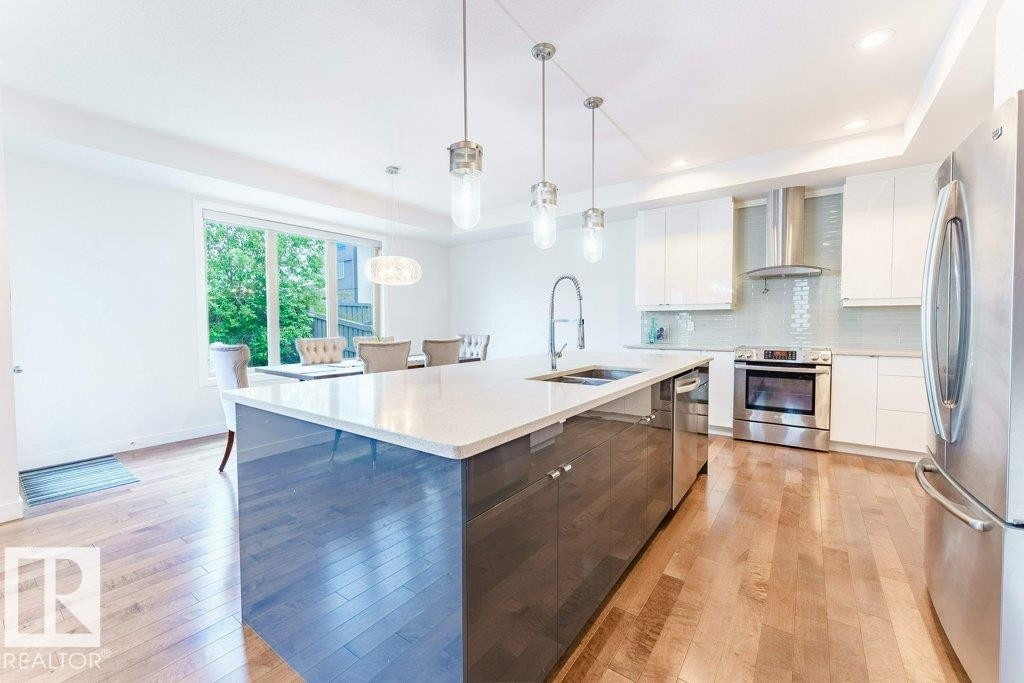 17347 11 Avenue Sw, Edmonton, AB
