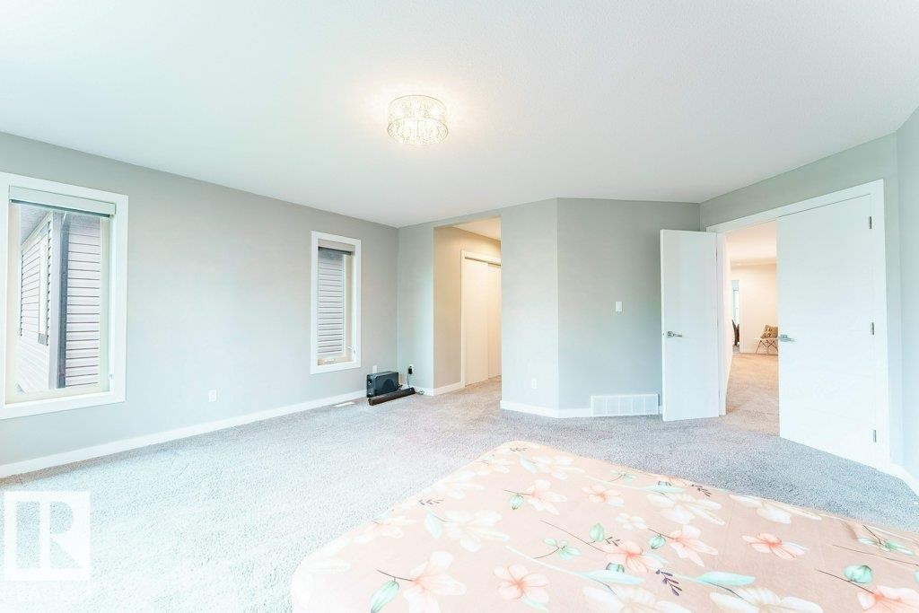 17347 11 Avenue Sw, Edmonton, AB