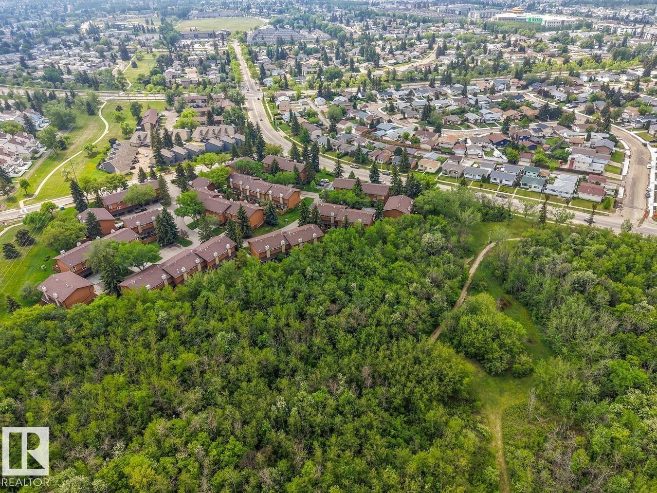 15731 121 Street, Edmonton, AB