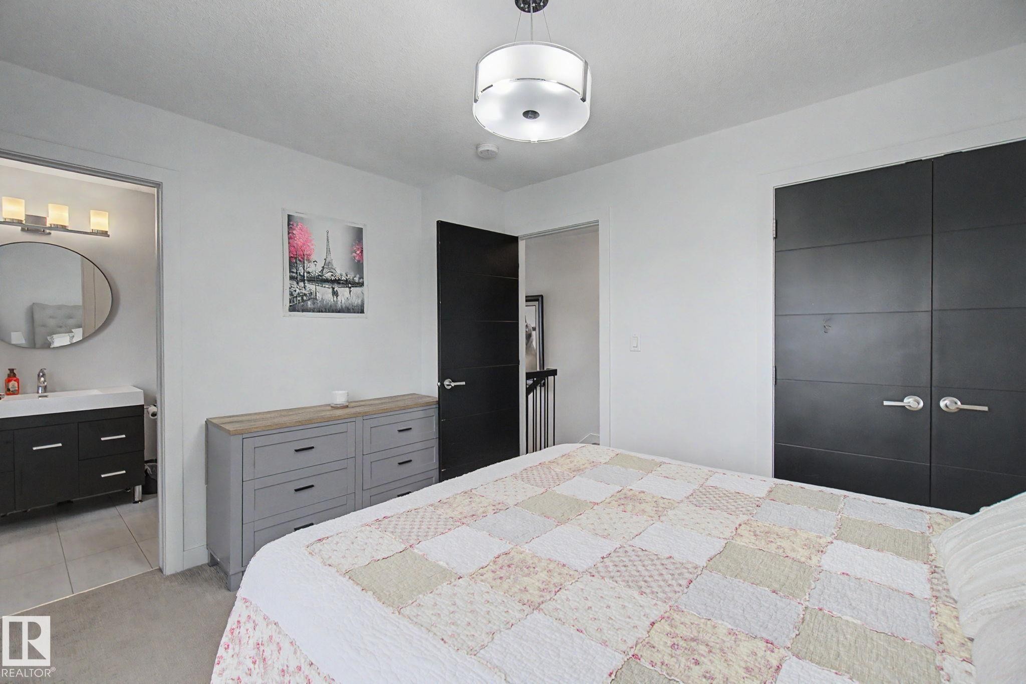 12035 93 Street Nw, Edmonton, AB