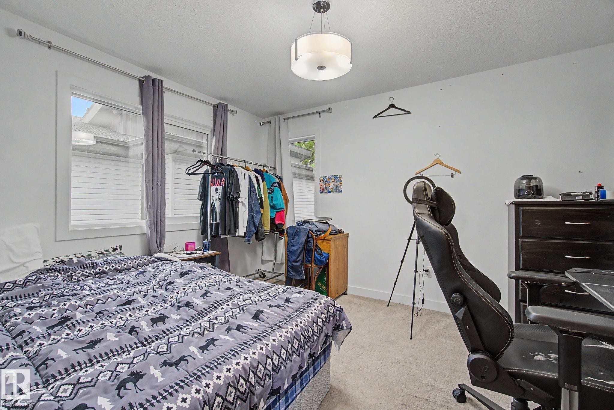 12035 93 Street Nw, Edmonton, AB