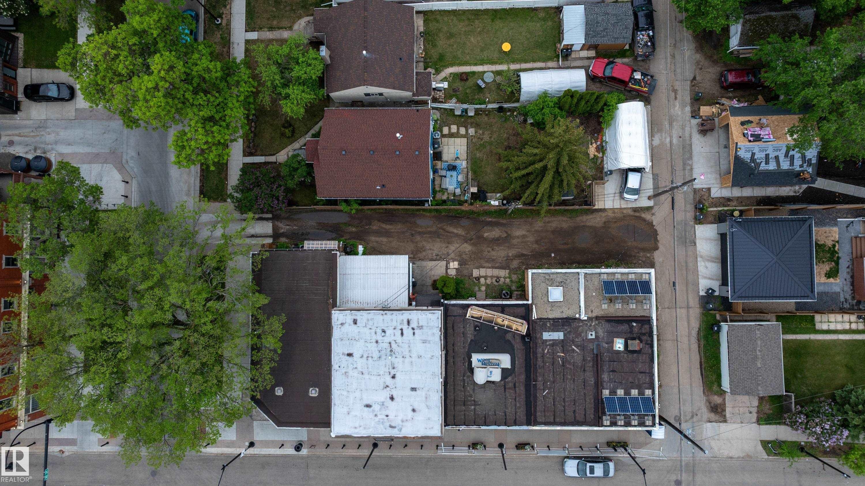 Image quality insufficient for description - 11158 65 Street, Edmonton, AB