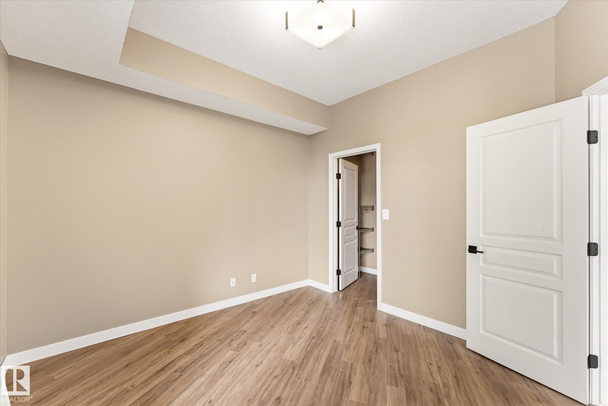 209 4835 104A Street Nw, Edmonton, AB