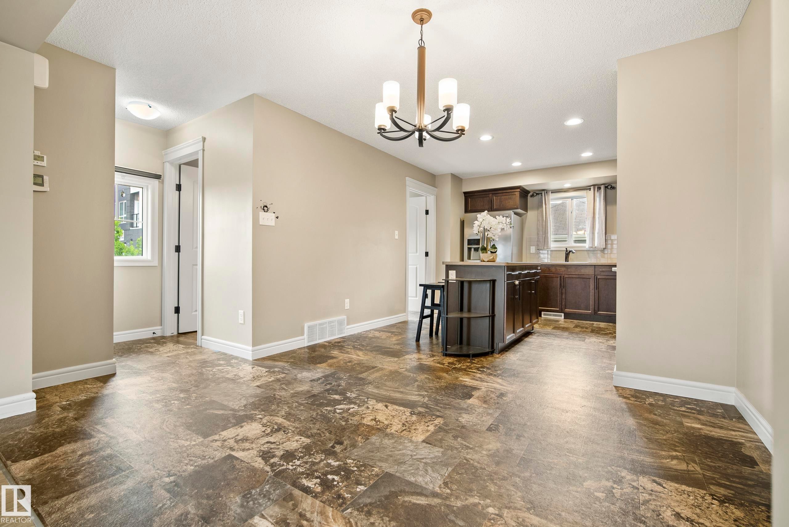 161 Desrochers Gate Gate, Edmonton, AB