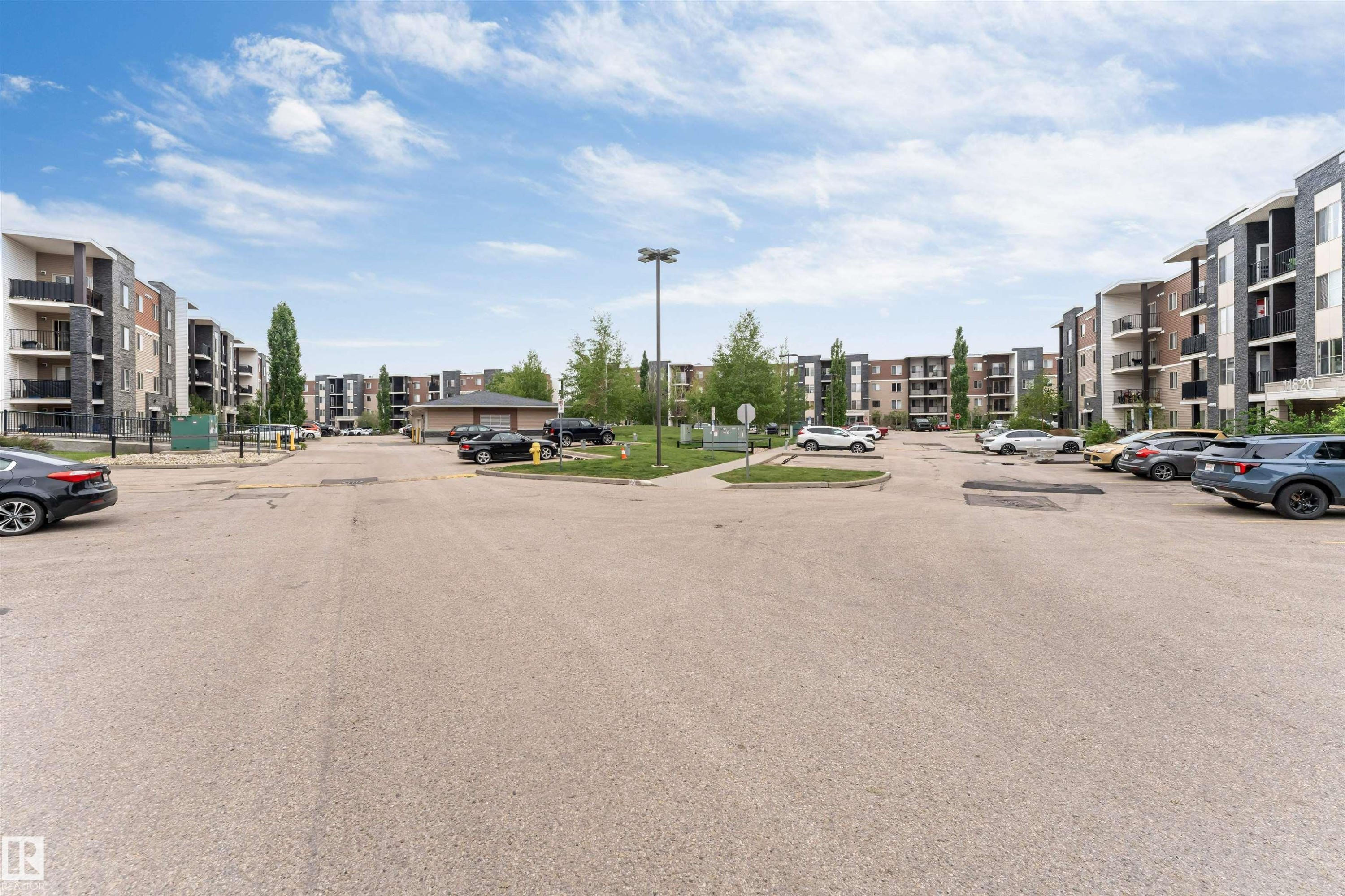 #209 11812 22 Av Sw Sw, Edmonton, AB - Outdoor