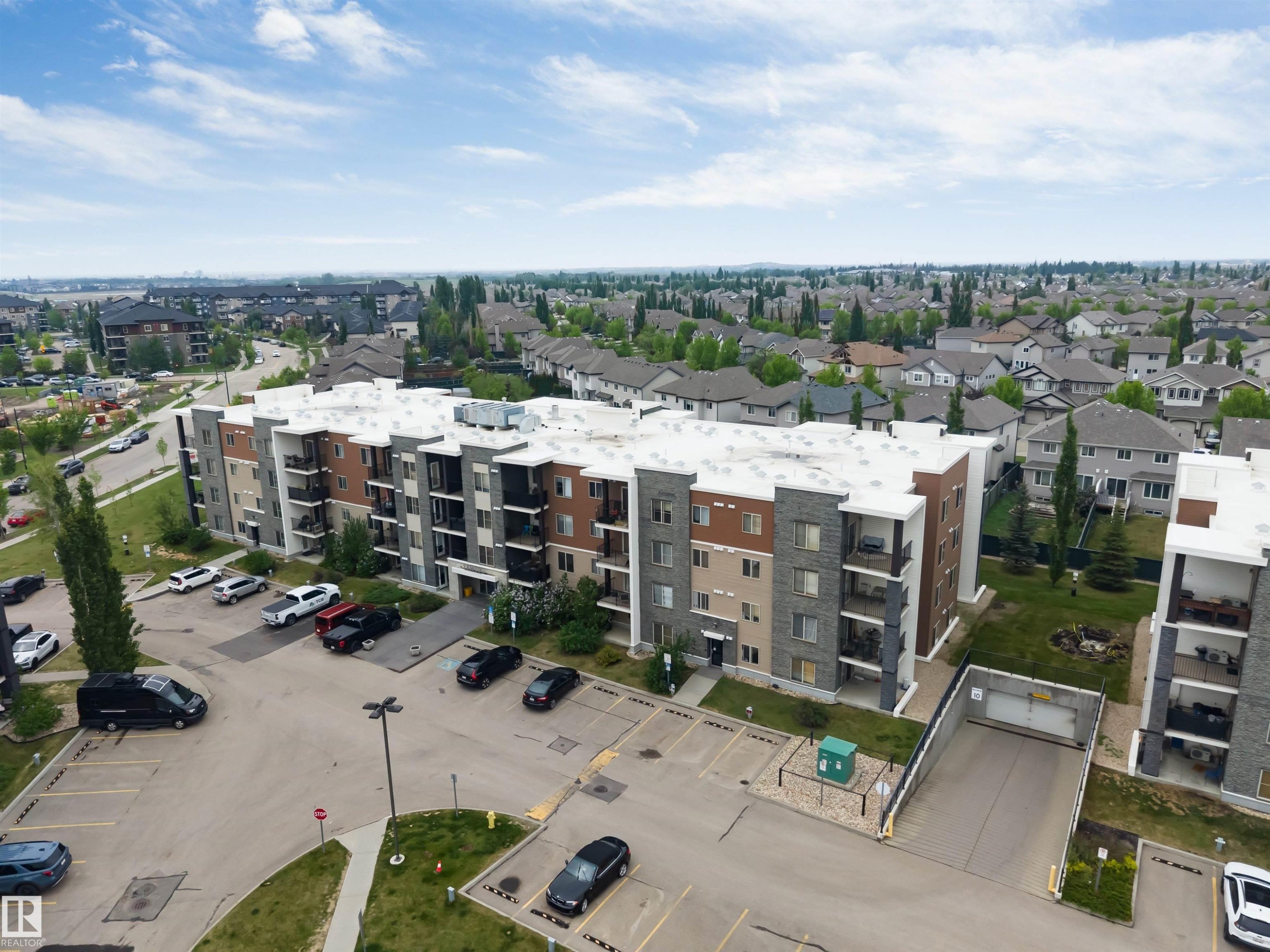 #209 11812 22 Av Sw Sw, Edmonton, AB - Outdoor With View