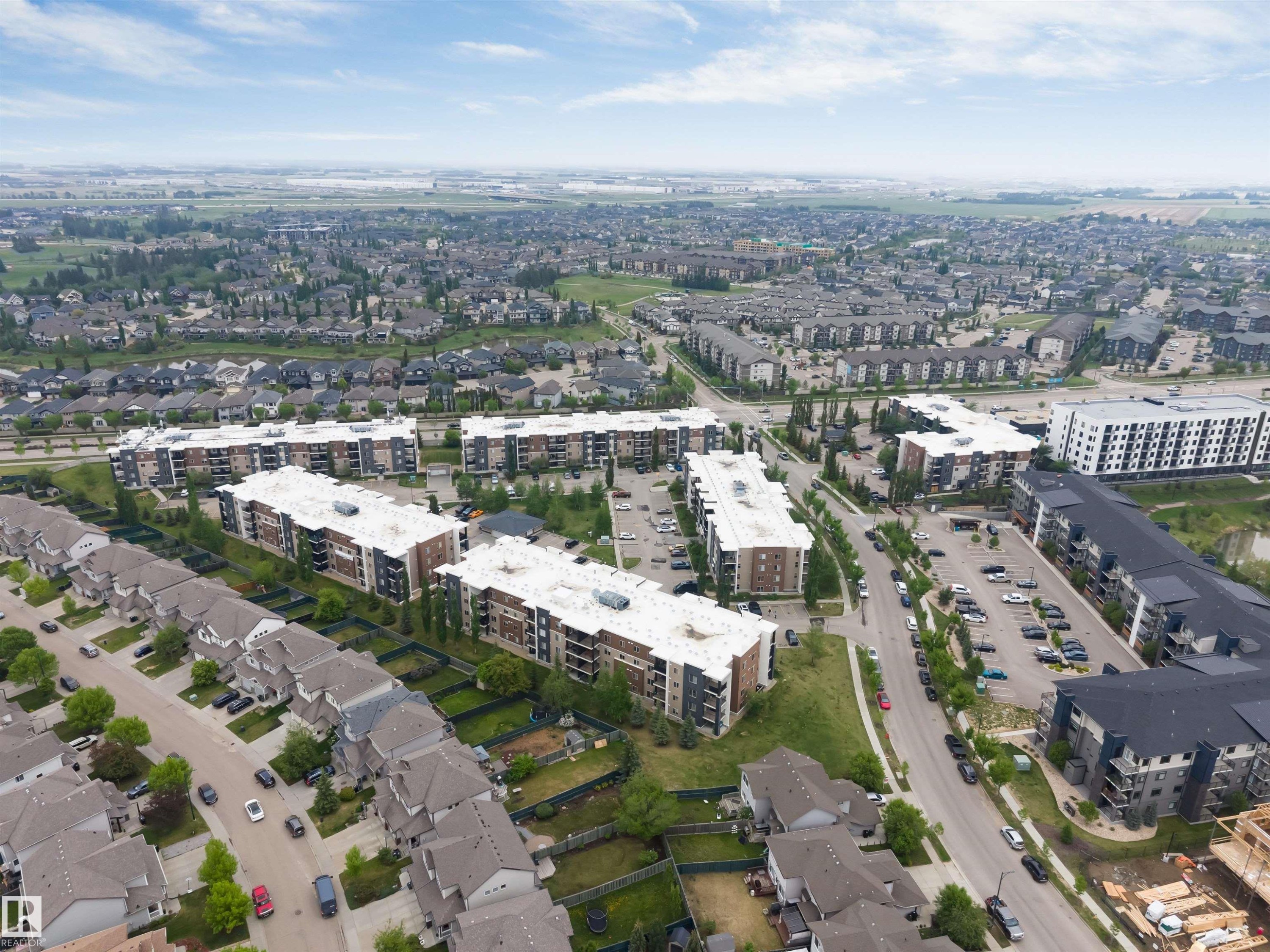 #209 11812 22 Av Sw Sw, Edmonton, AB - Outdoor With View