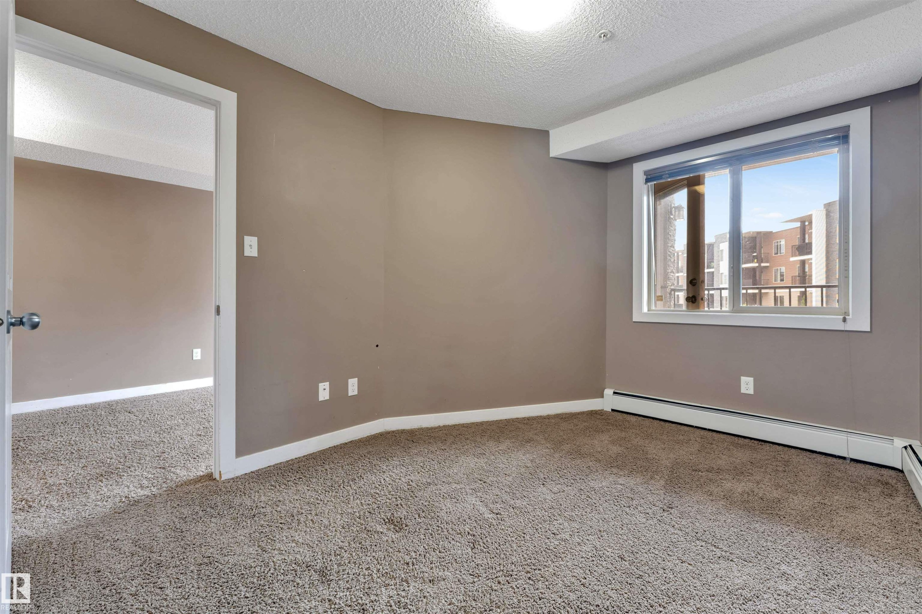 #209 11812 22 Av Sw Sw, Edmonton, AB - Indoor Photo Showing Other Room