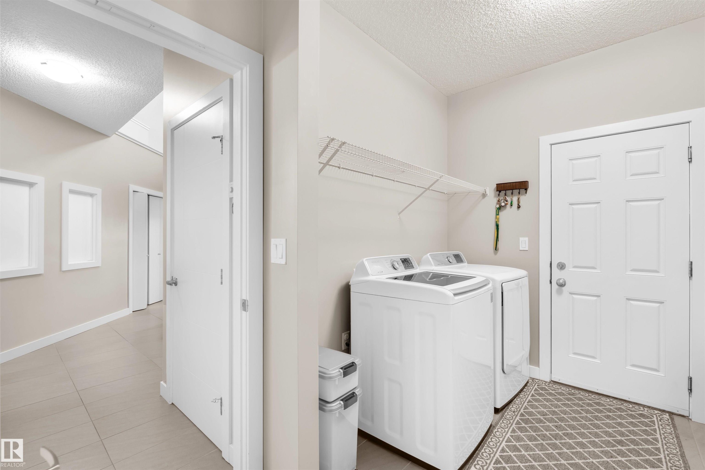3035 Carpenter Landing, Edmonton, AB