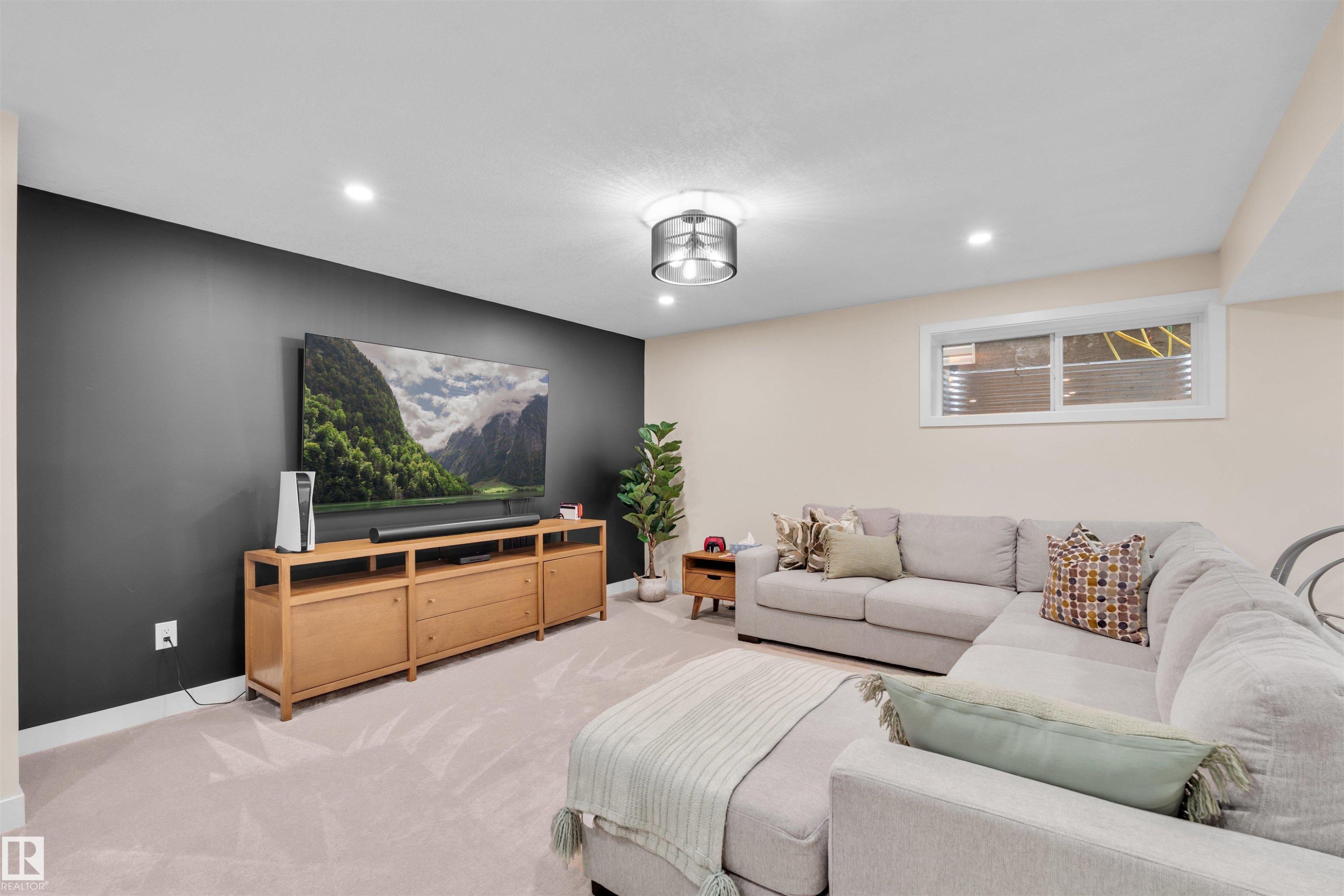 3035 Carpenter Landing, Edmonton, AB